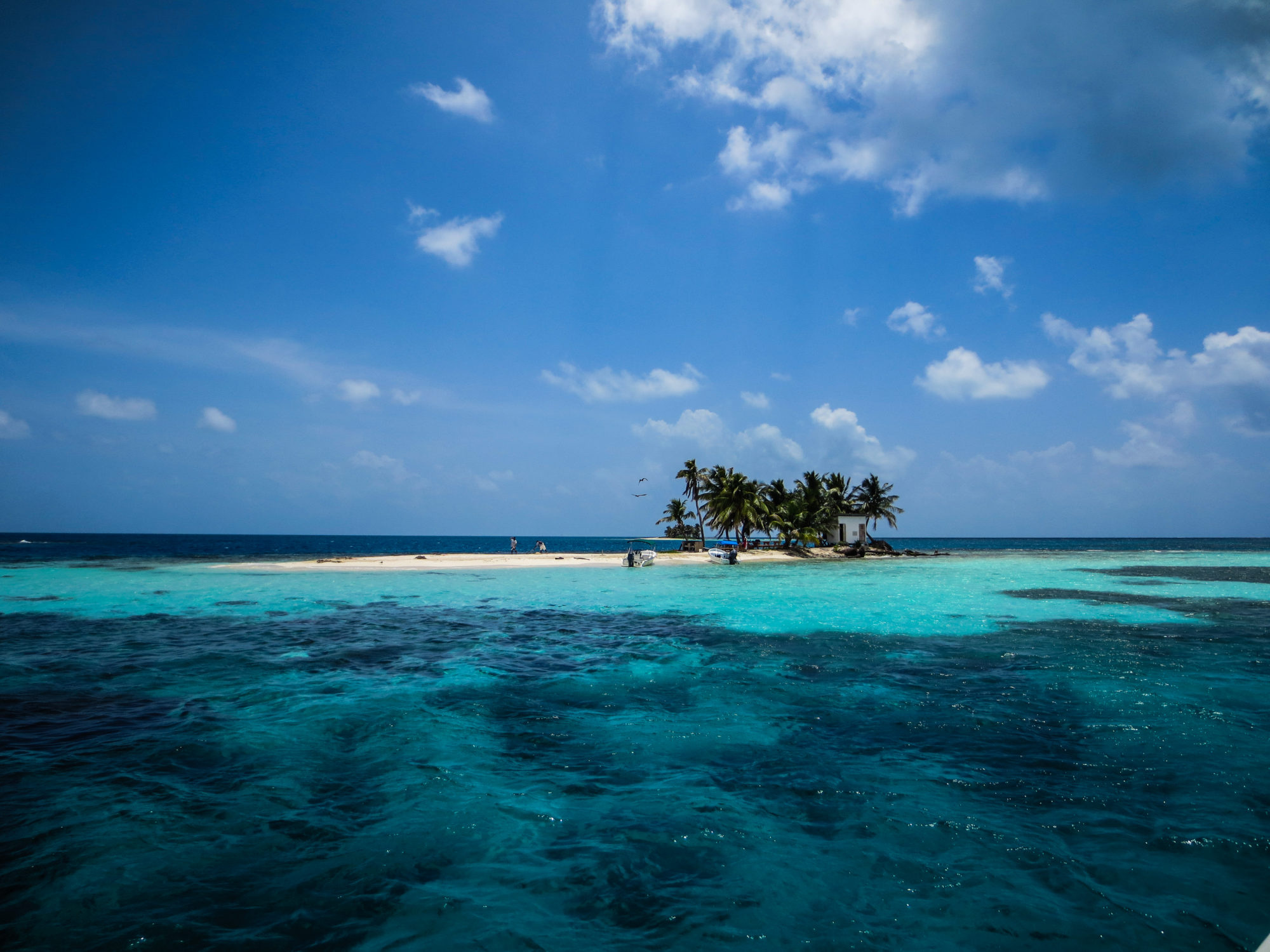 Silk Caye snorkeling, Placencia Belize, Caribbean paradise, Tropical getaway, 2000x1500 HD Desktop