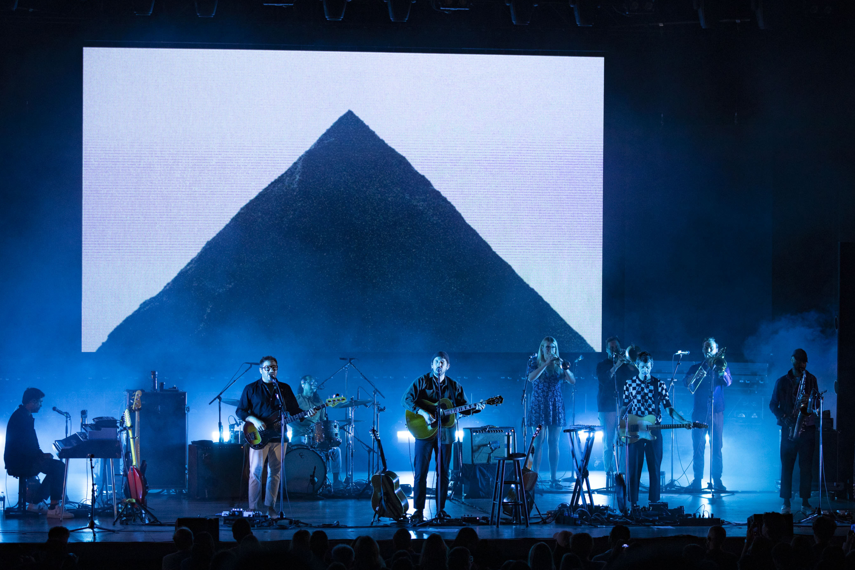 Fleet Foxes show a sold-out crowd at LA's Greek Theatre why they are one of our most important indie bands over the past 15 years Showbams 3000x2000