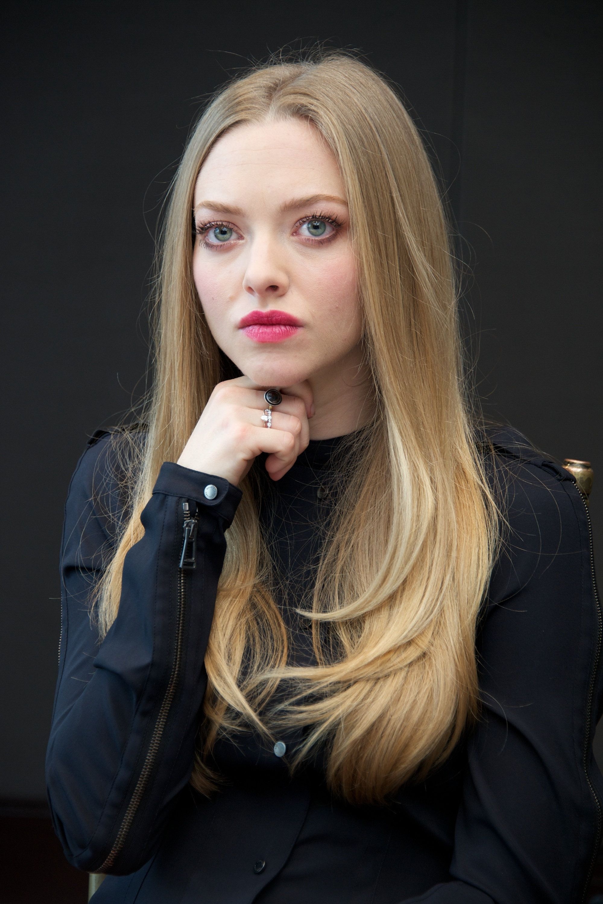 Amanda Seyfried movies, Stunning wallpapers, Lovely photos, Hollywood beauty, 2000x3000 HD Phone