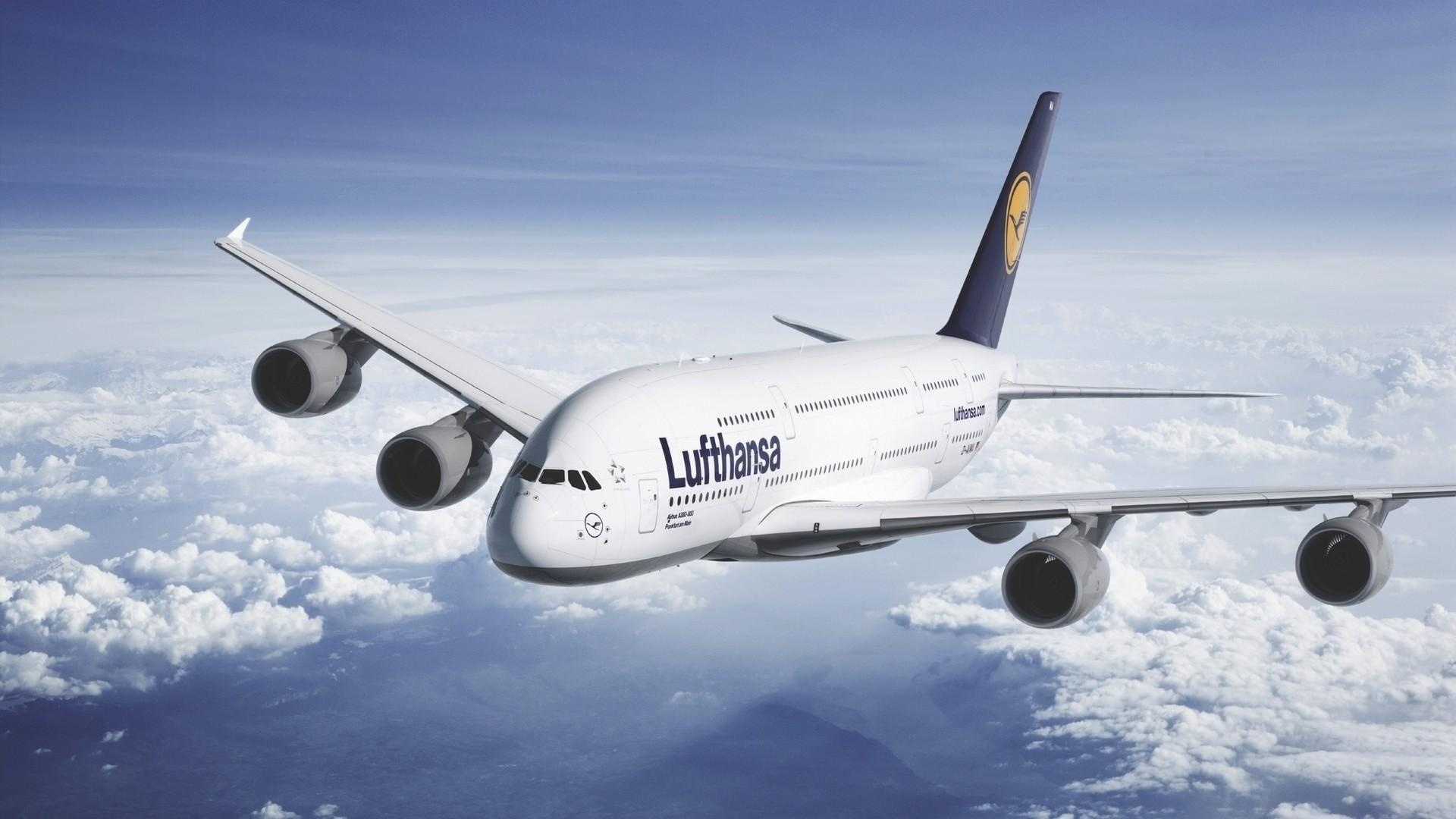 Lufthansa, High-definition visuals, Airline excellence, Travel experience, 1920x1080 Full HD Desktop