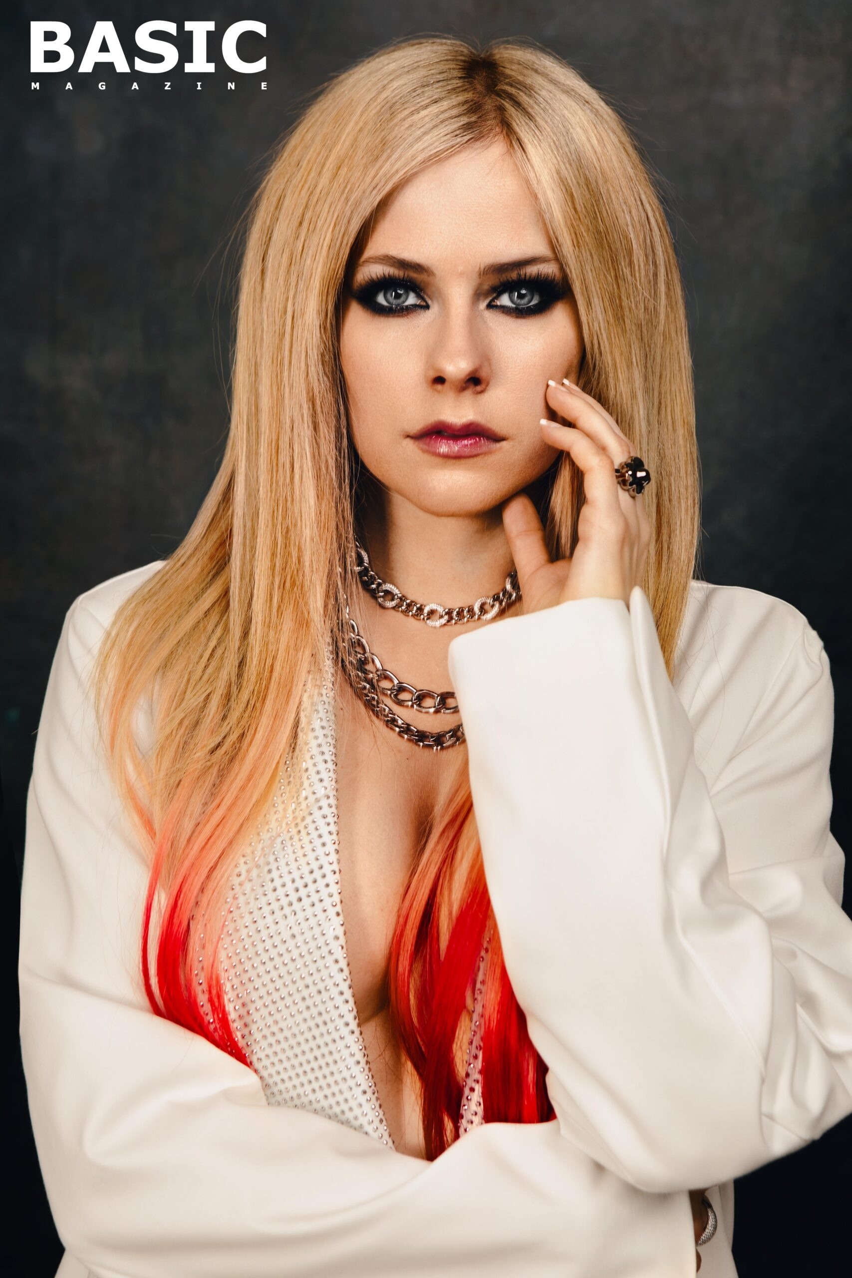 Avril Lavigne, Basic magazine issue 19, Music industry, 1710x2560 HD Phone