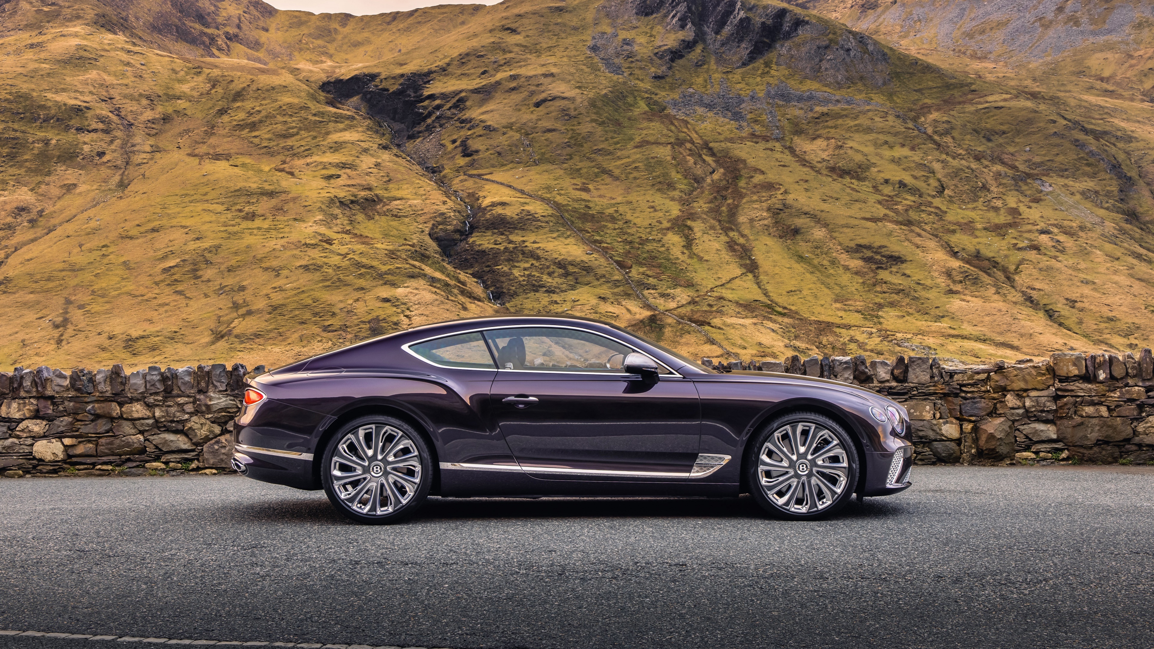 Bentley Continental, GT Mulliner, 4K luxury wallpapers, Elegant design, 3840x2160 4K Desktop