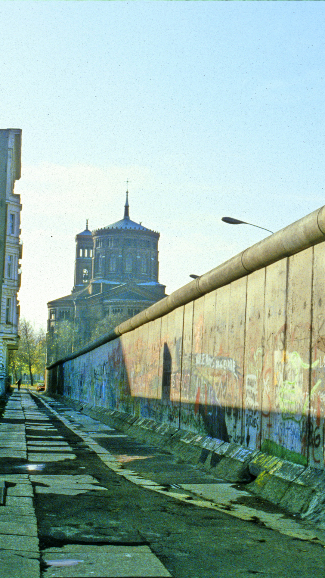 Berlin Wall, Wallpaper download, High resolution, Berlin, 1080x1920 Full HD Handy