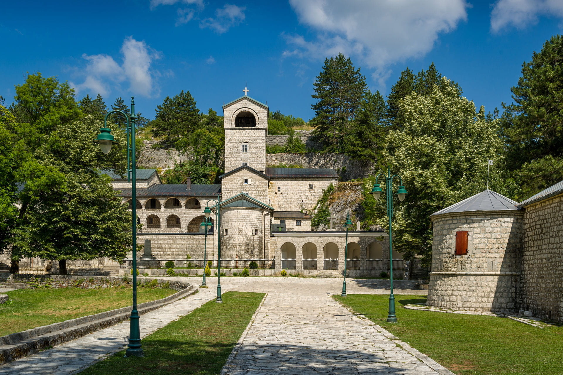 Cetinje Montenegro, Easydaytrip, Explore new, Connected, 1920x1280 HD Desktop
