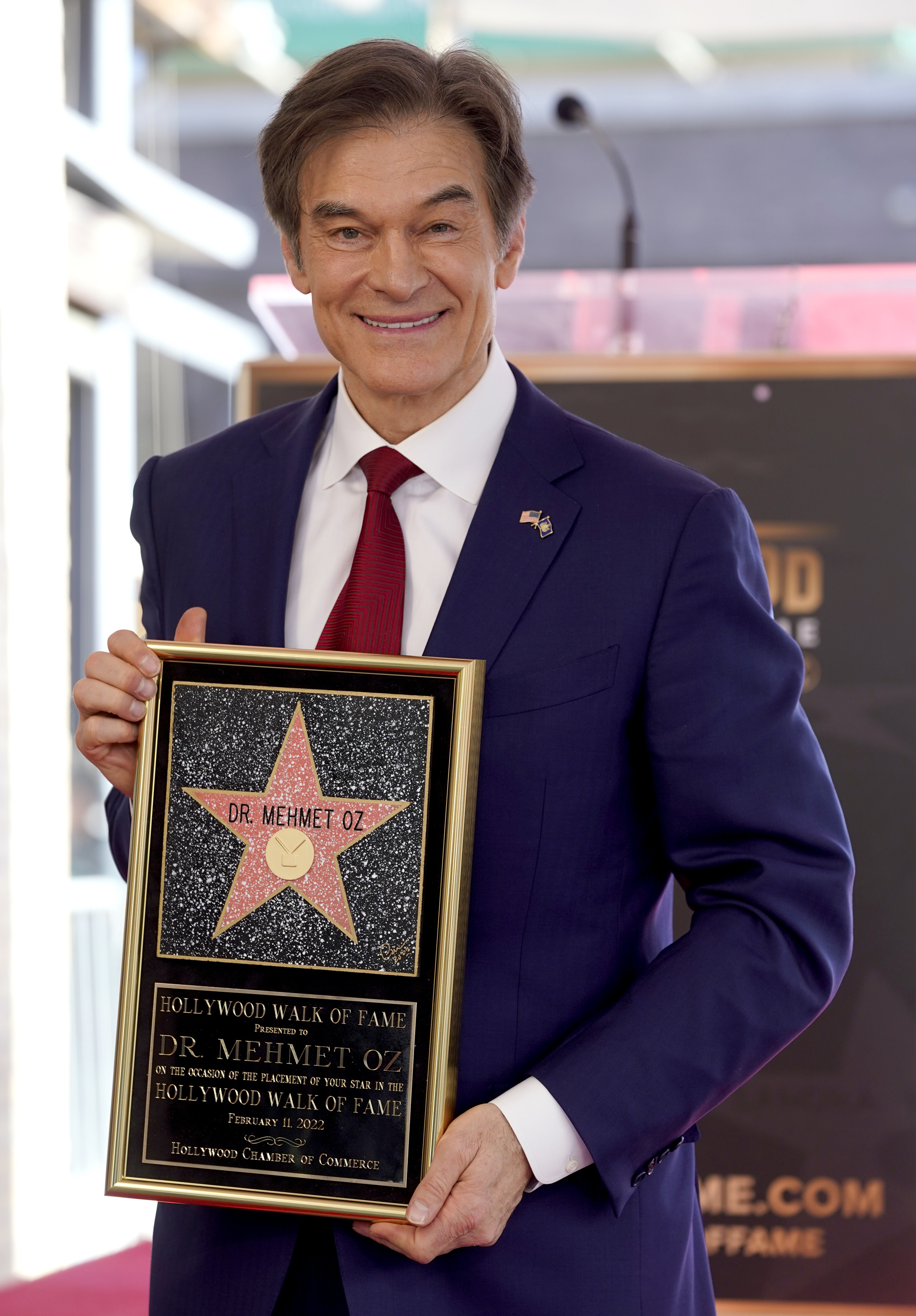 Mehmet Oz, Walk of Fame star, Hollywood persona, Fame and recognition, 2090x3000 HD Phone