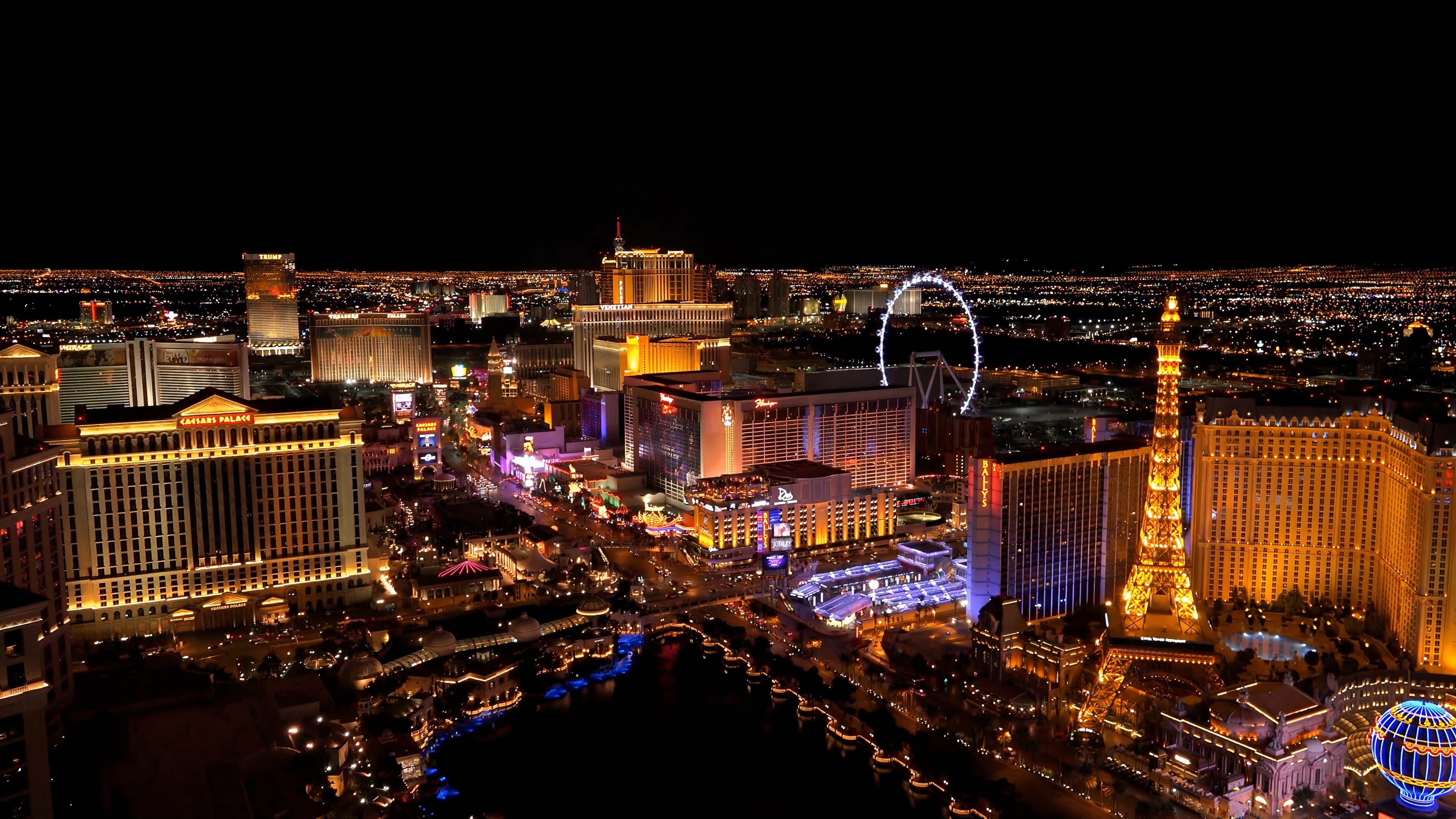 Las Vegas Strip, Vibrant city, Entertainment hub, Casino adventures, 3840x2160 4K Desktop