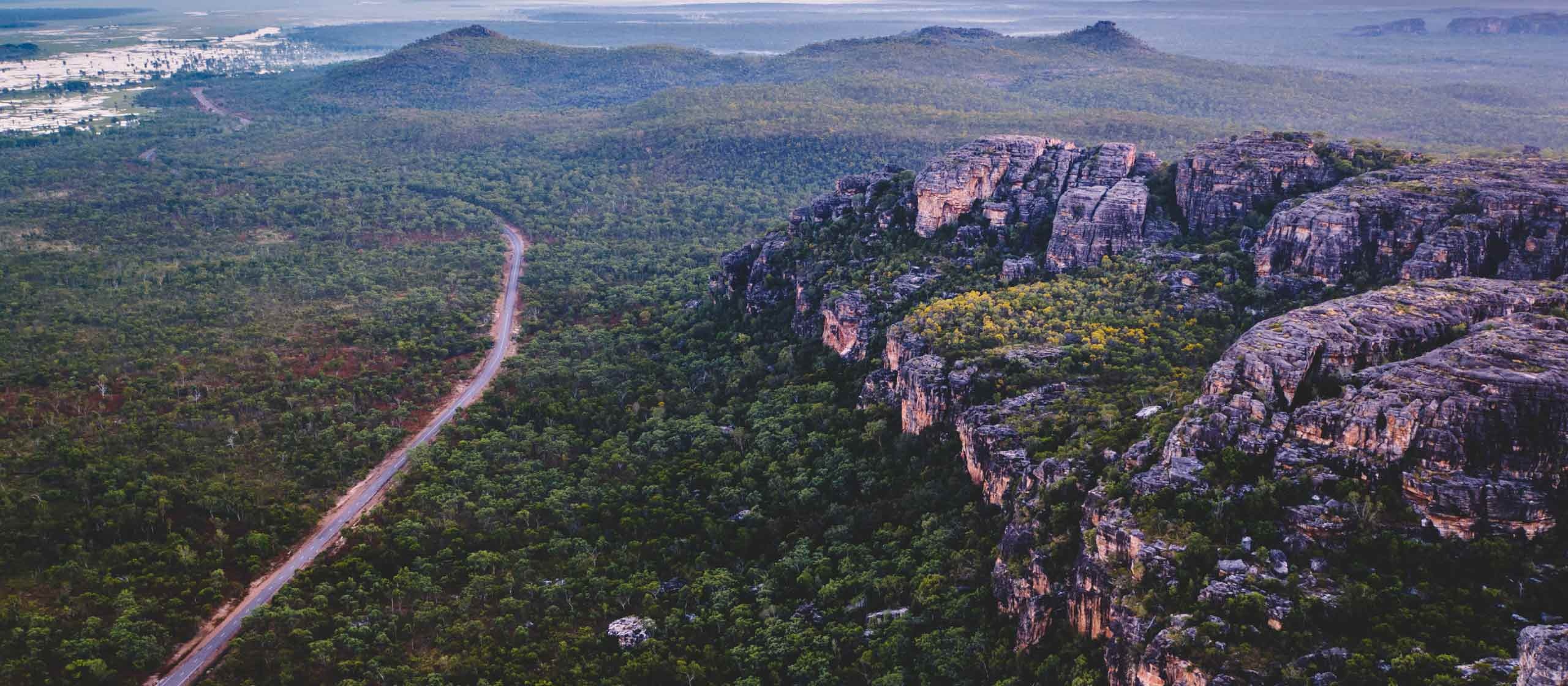 Kakadu National Park, Luxury top end, Onlyluxe travel, Indigenous art, 2560x1120 Dual Screen Desktop