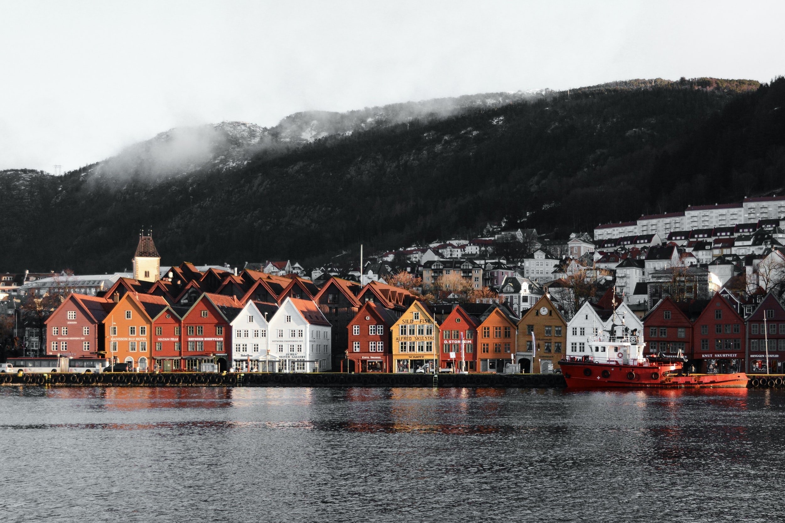 Bryggen, Bergen, The Khalifa Ihler Institute, 2500x1670 HD Desktop
