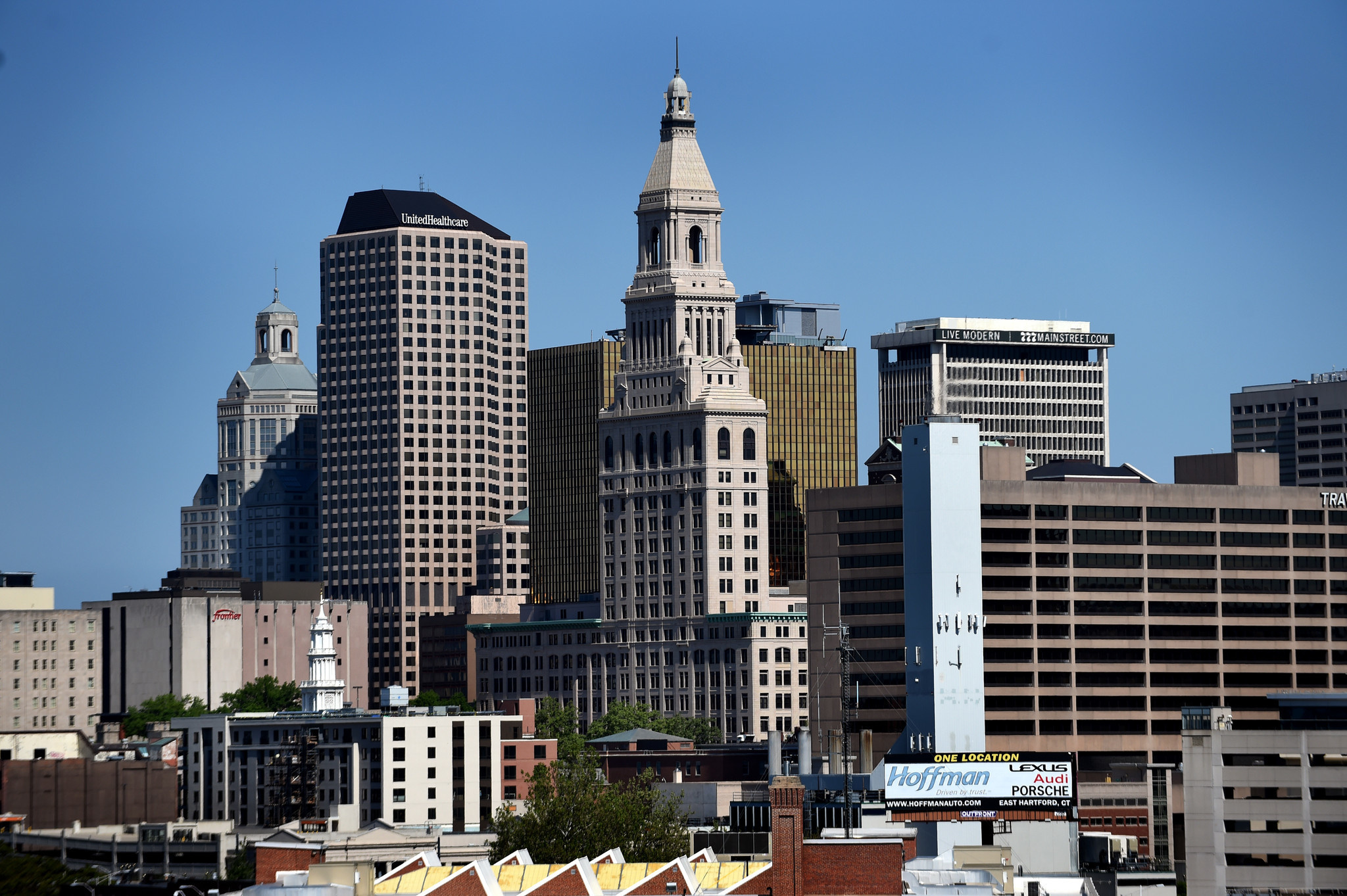 Hartford Skyline, Small towns, State aid, Hartford Courant, 2050x1370 HD Desktop