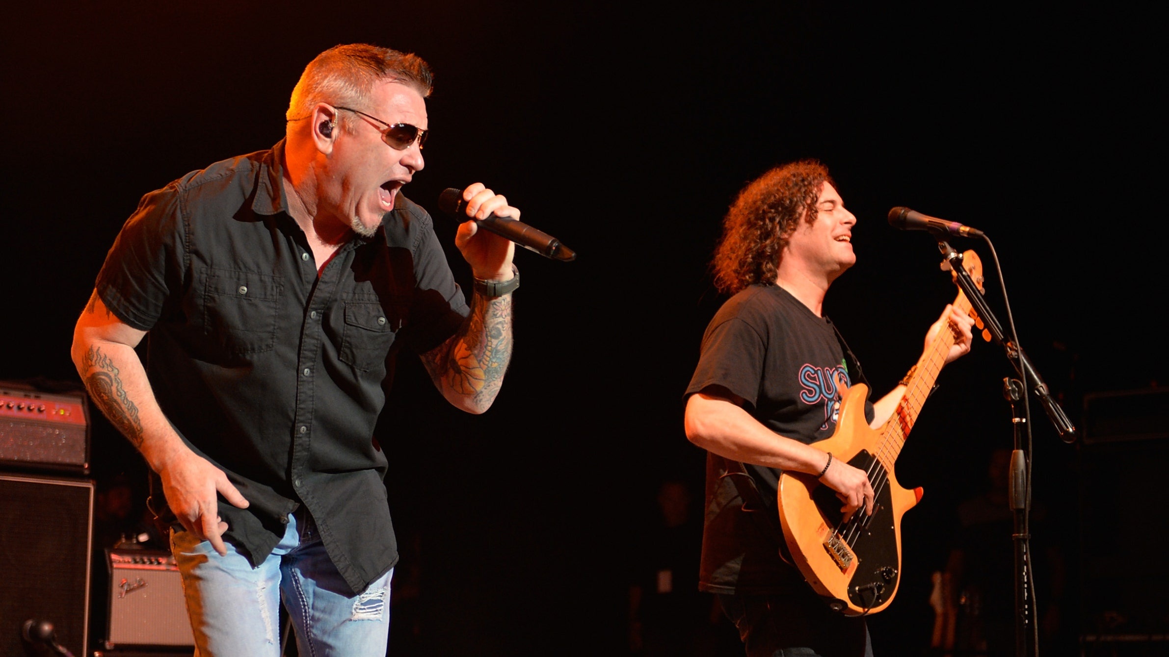 Smash Mouth, Sturgis motorcycle rally, Ongoing pandemic, Thrilling performance, 2390x1340 HD Desktop