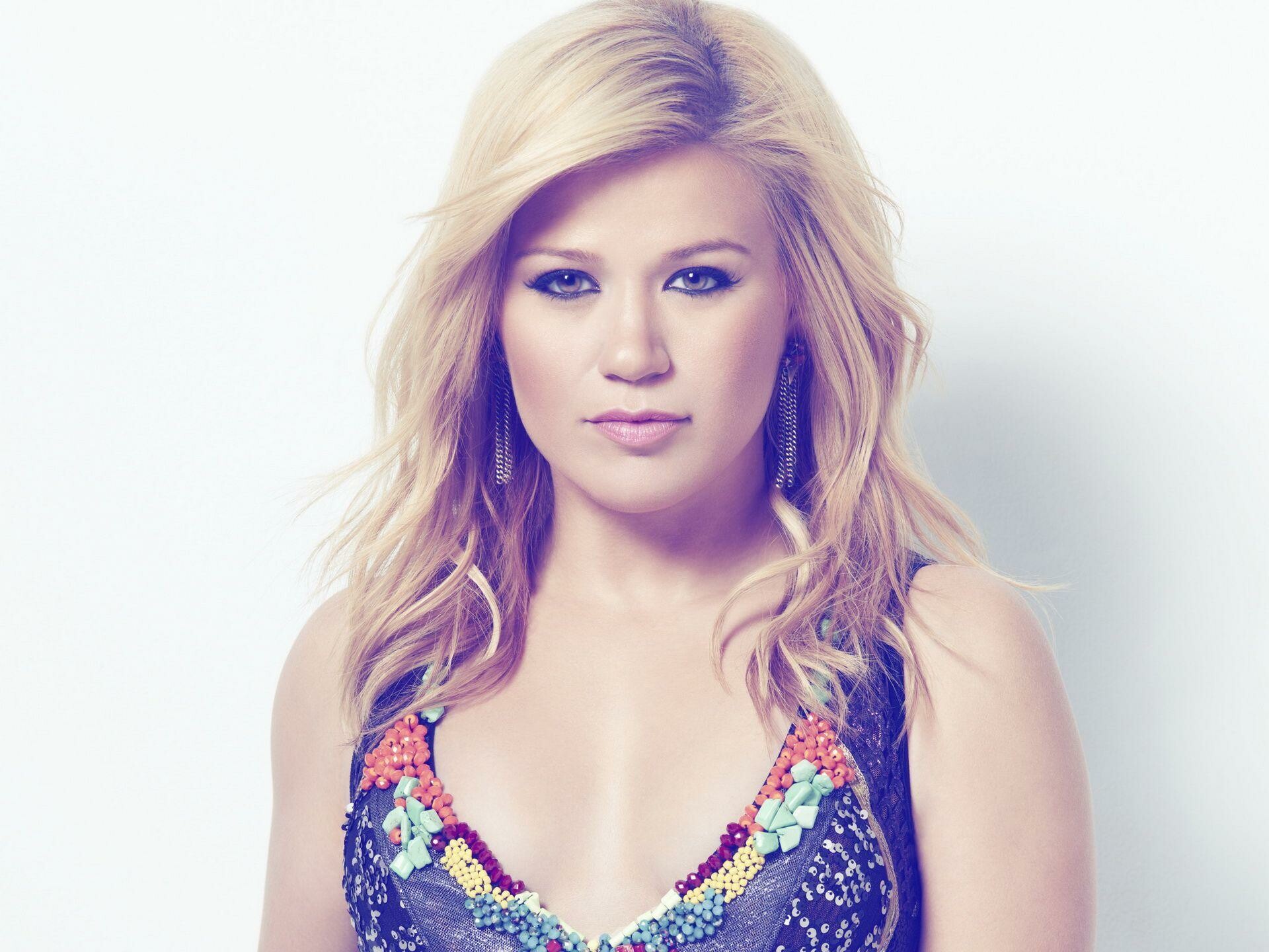Kelly Clarkson, Wallpaper collection, Latest releases, Free download, 1920x1440 HD Desktop