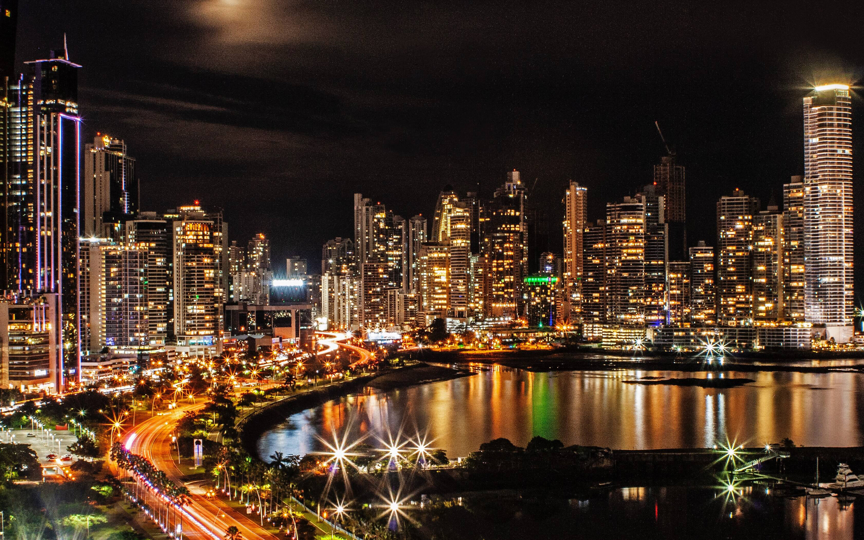 Panama: The capital, Bicsa Financial Center, Arts Tower, Ocean Two, Pearl Tower. 2880x1800 HD Background.