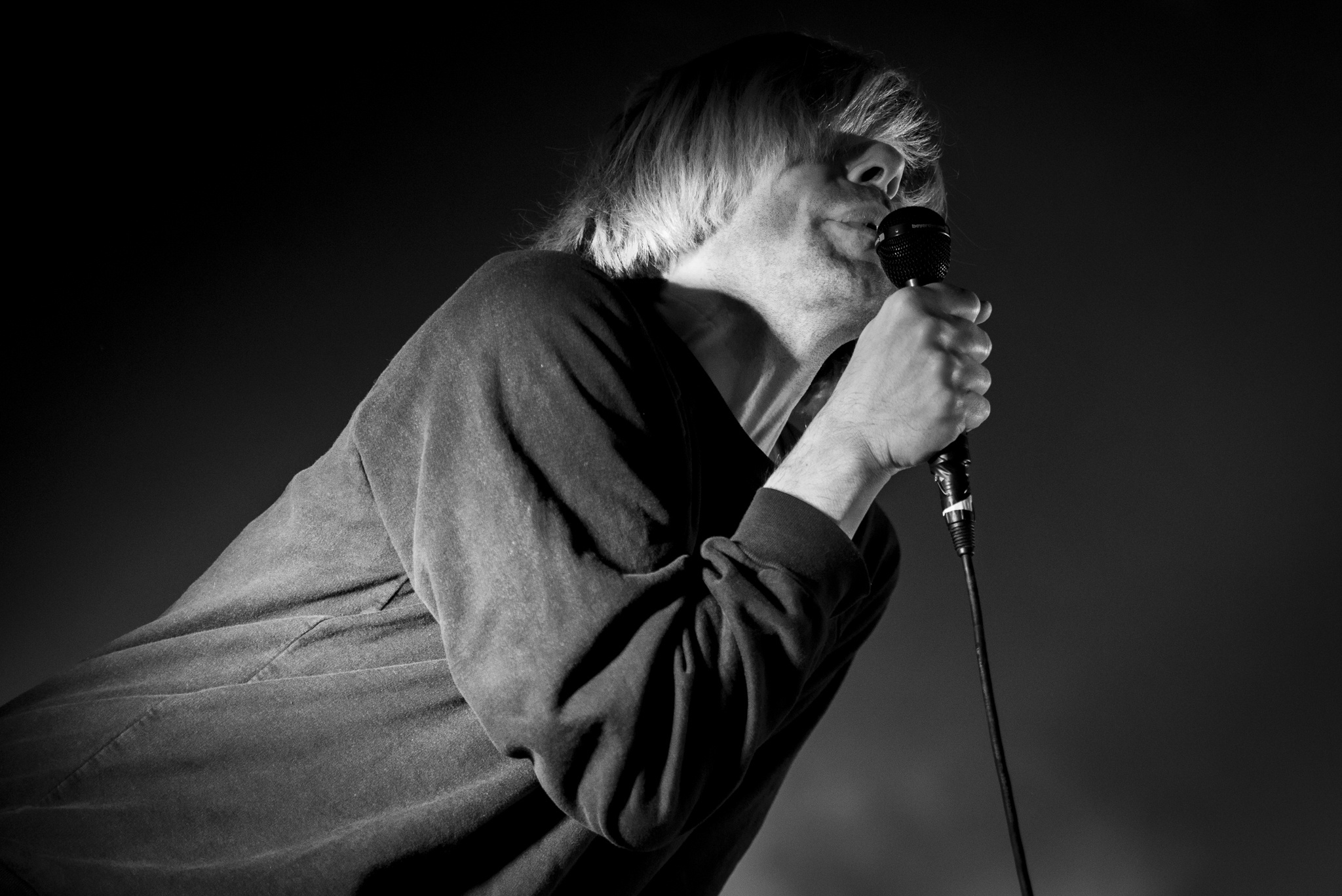 The Charlatans band, Vibrant music, Energetic performance, Lively atmosphere, 2050x1370 HD Desktop