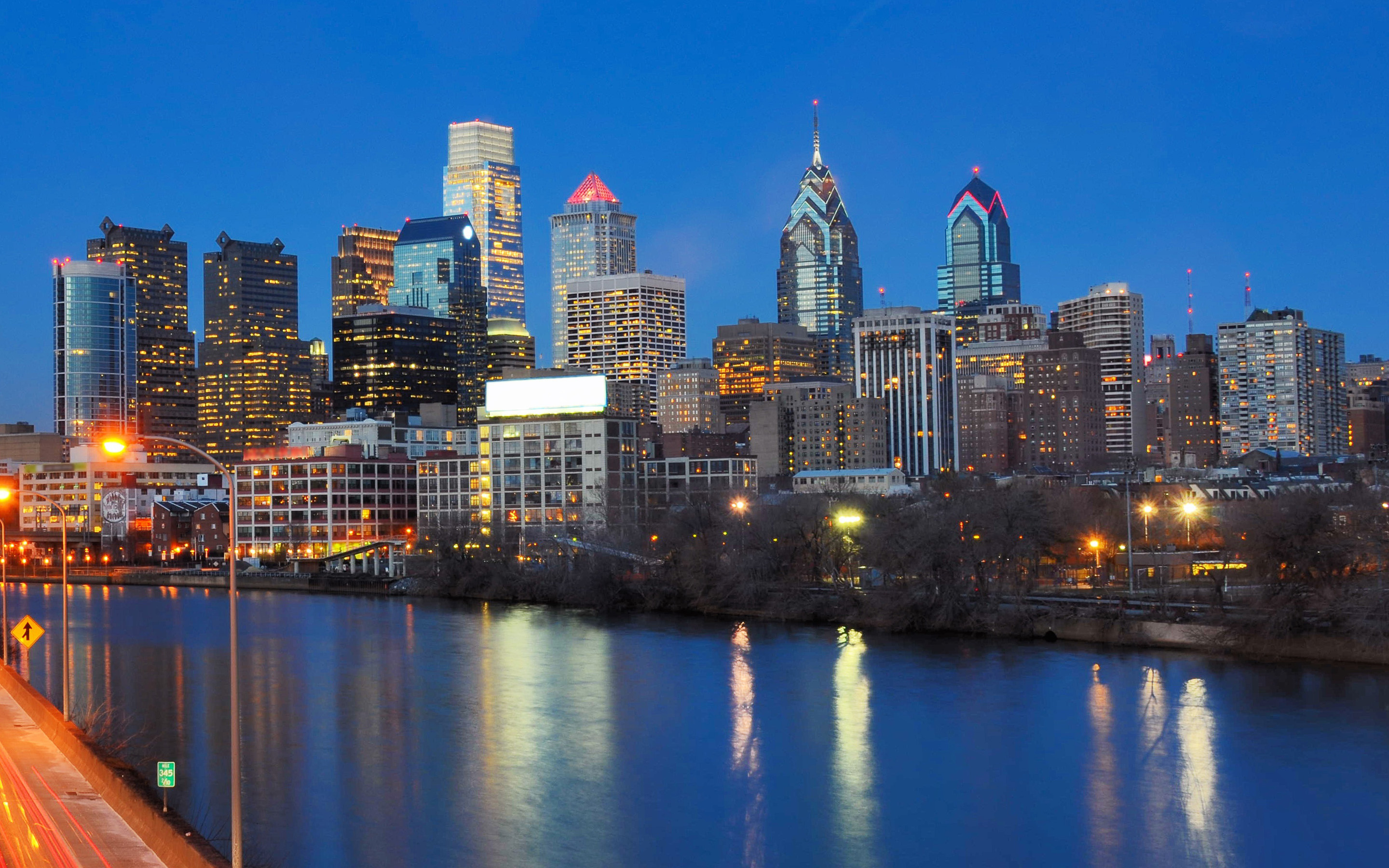 Philadelphia, Evening sunset, Skyscrapers, Modern buildings, 2880x1800 HD Desktop