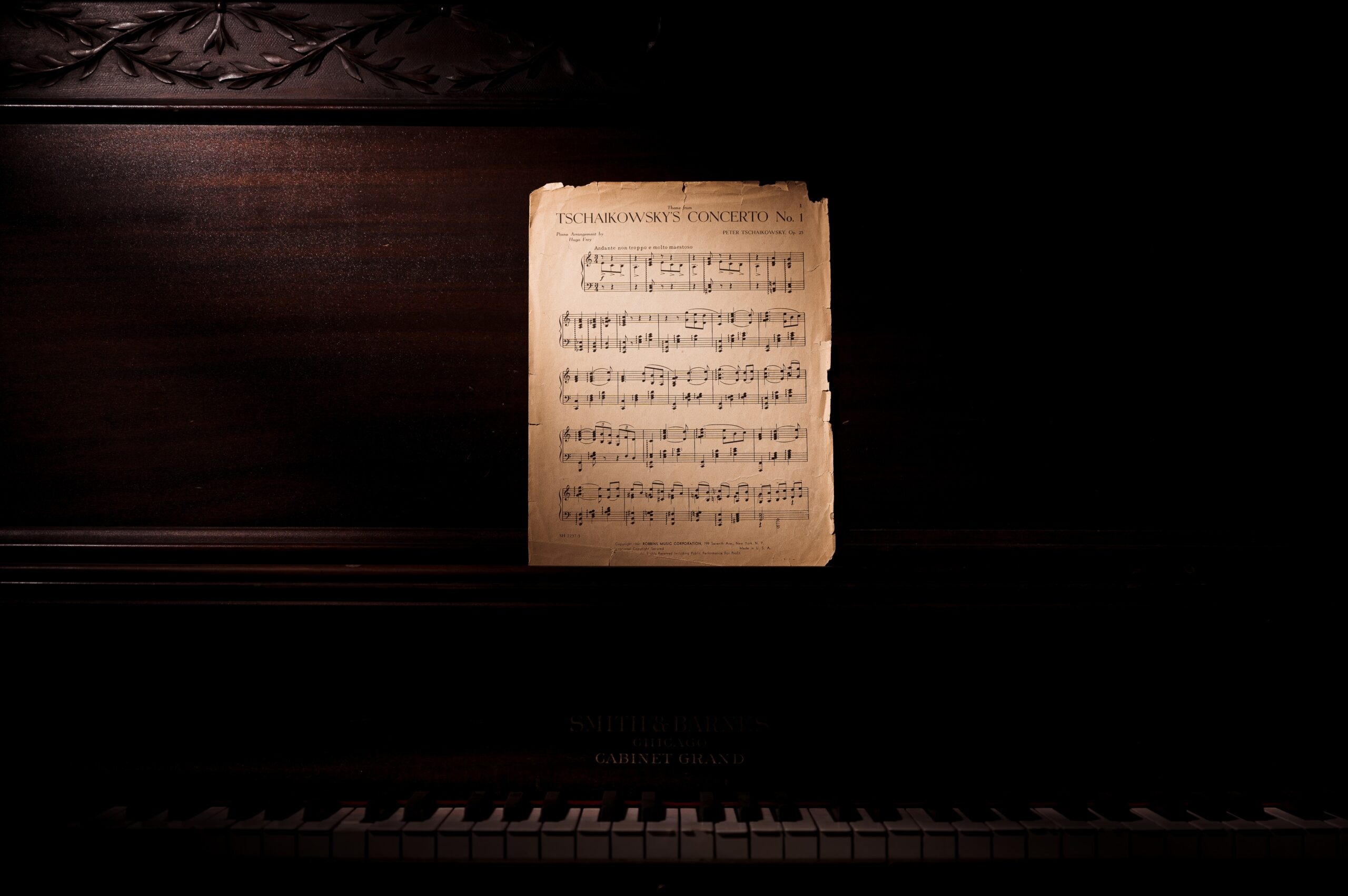 Piano: Jacob's Piano, Pyotr Ilyich Tchaikovsky, A Russian Composer Of The Romantic Period, Musical Notes. 2560x1710 HD Wallpaper.