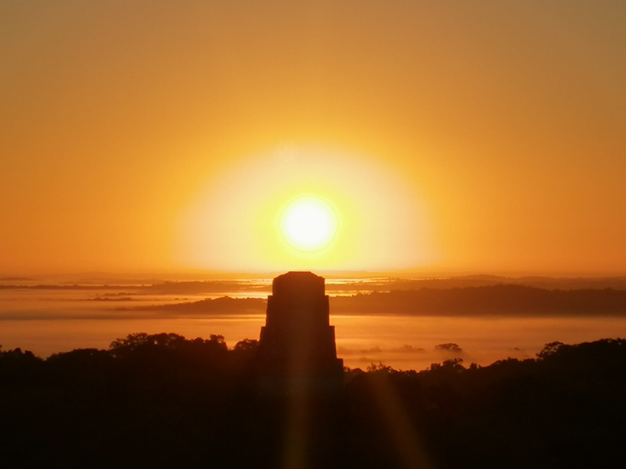Magischer Sonnenuntergang in Tikal, 2050x1540 HD Desktop