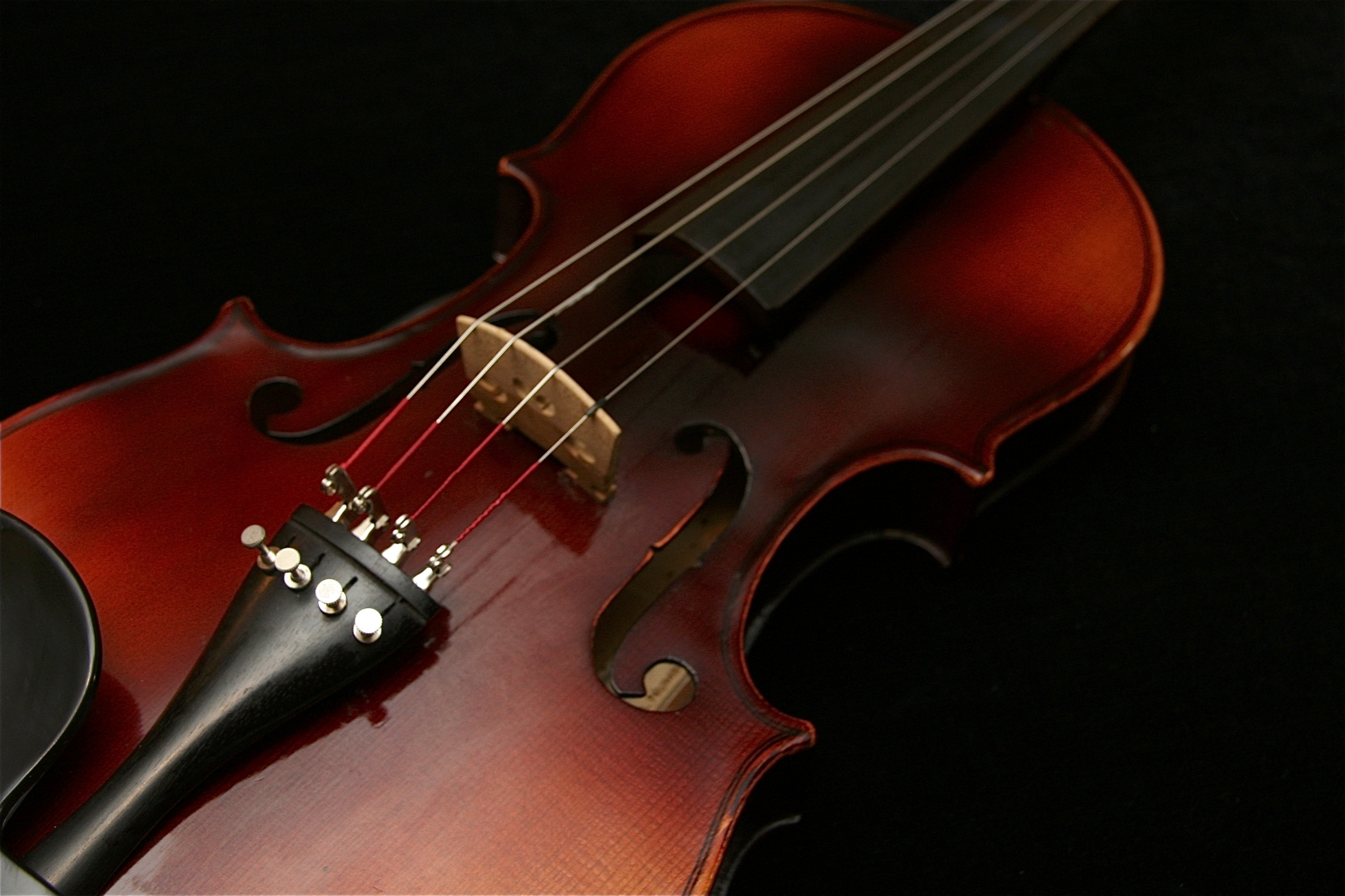 Viola: Plucked String Instruments, Vintage Style Music, Classical Musical Instrument. 2870x1920 HD Wallpaper.