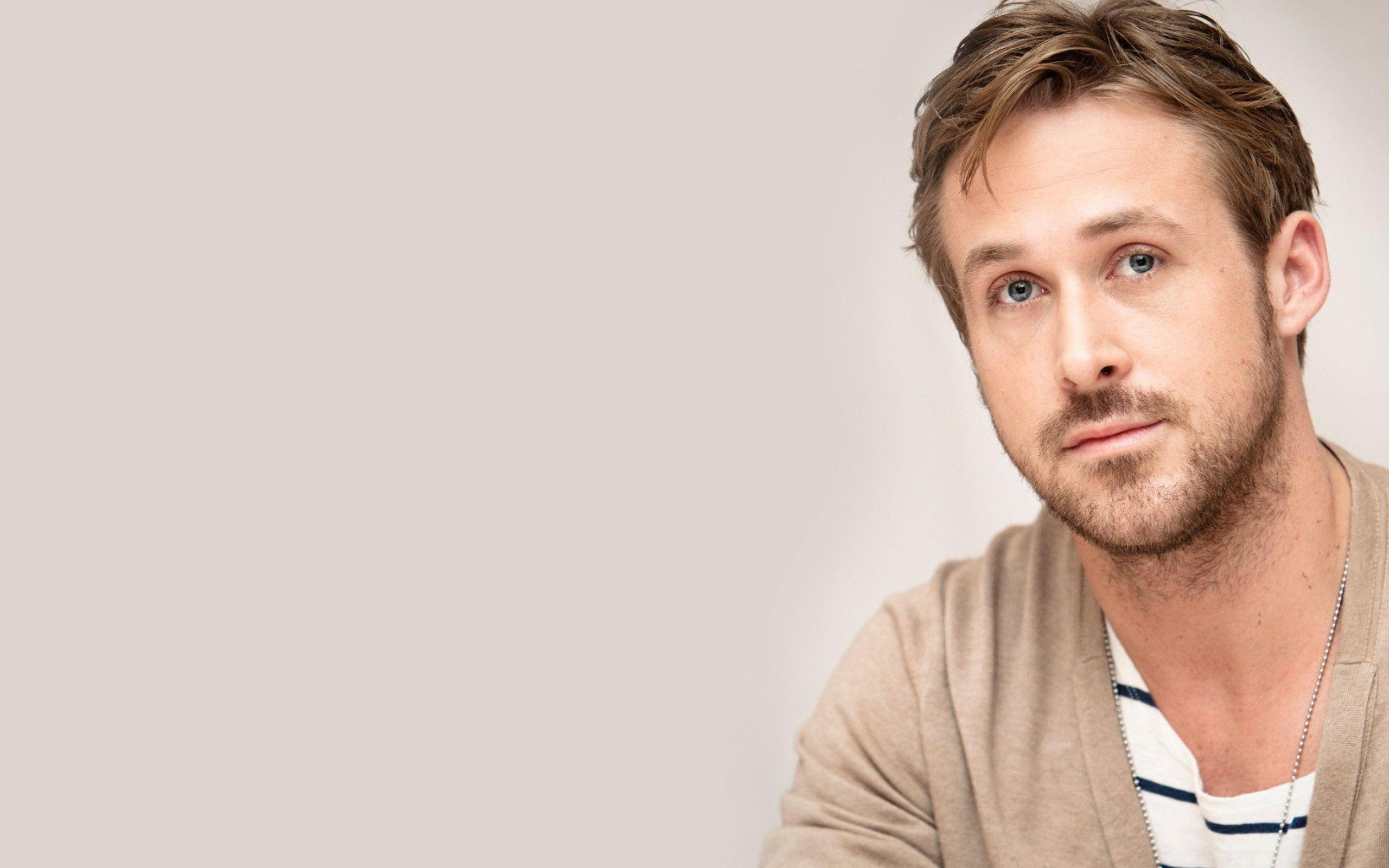 Ryan Gosling: Made directorial debut with Lost River (2014). 2560x1600 HD Wallpaper.