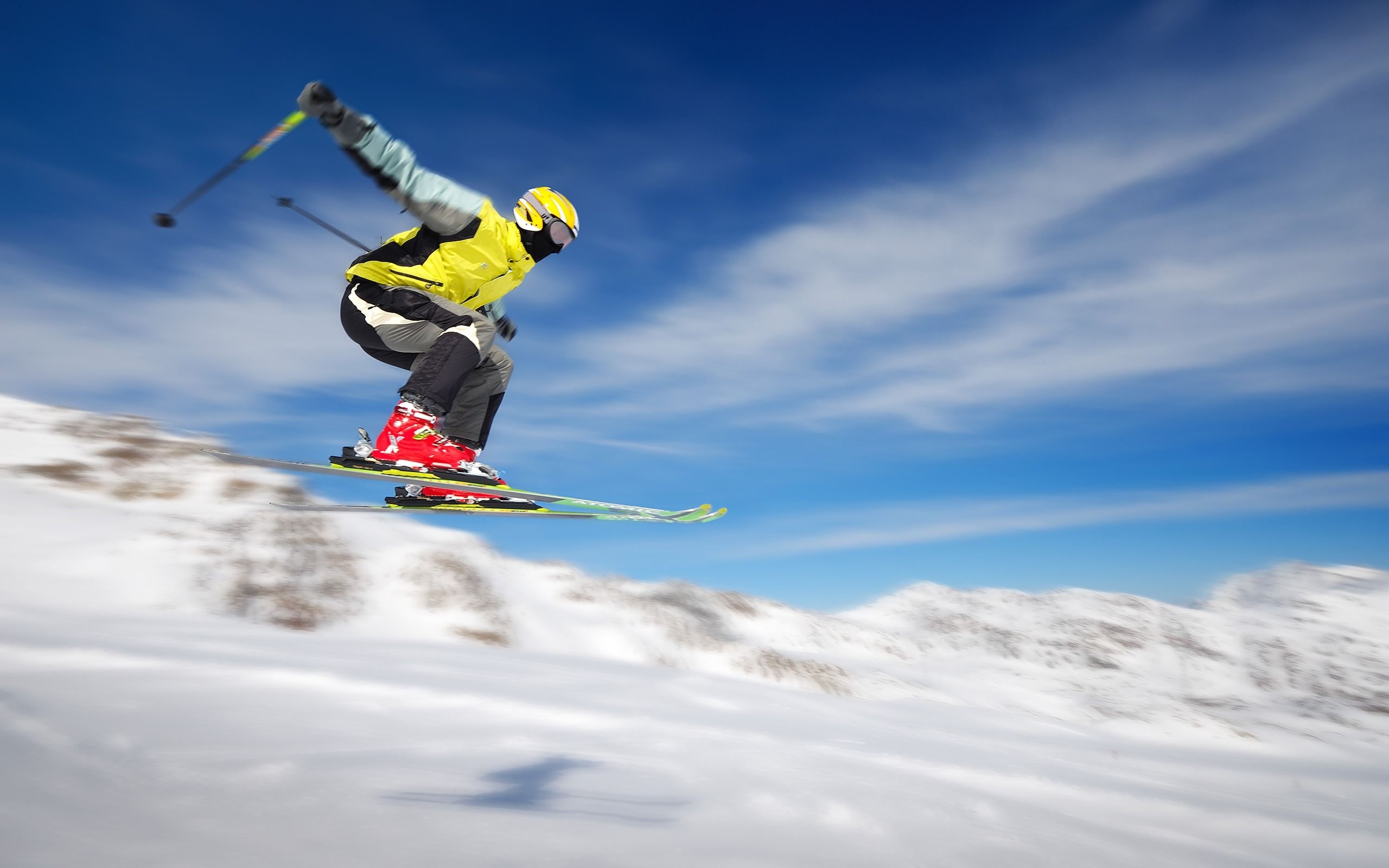 Freestyle Skiing, Sports high-speed jumps, Winter wonderland, Widescreen epic, 2560x1600 HD Desktop