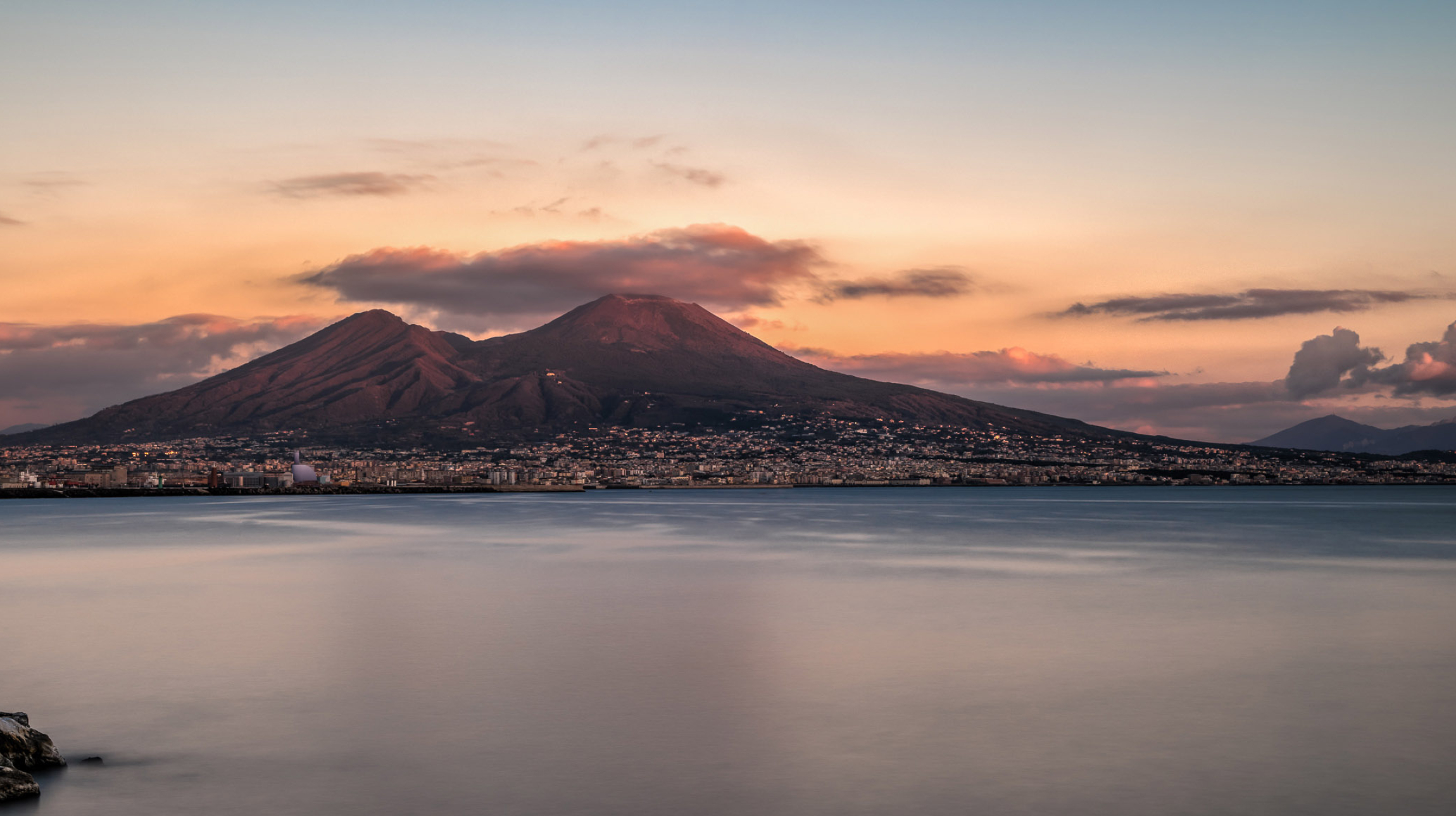 Vesuvio, Sunset view, Naples, 2300x1290 HD Desktop