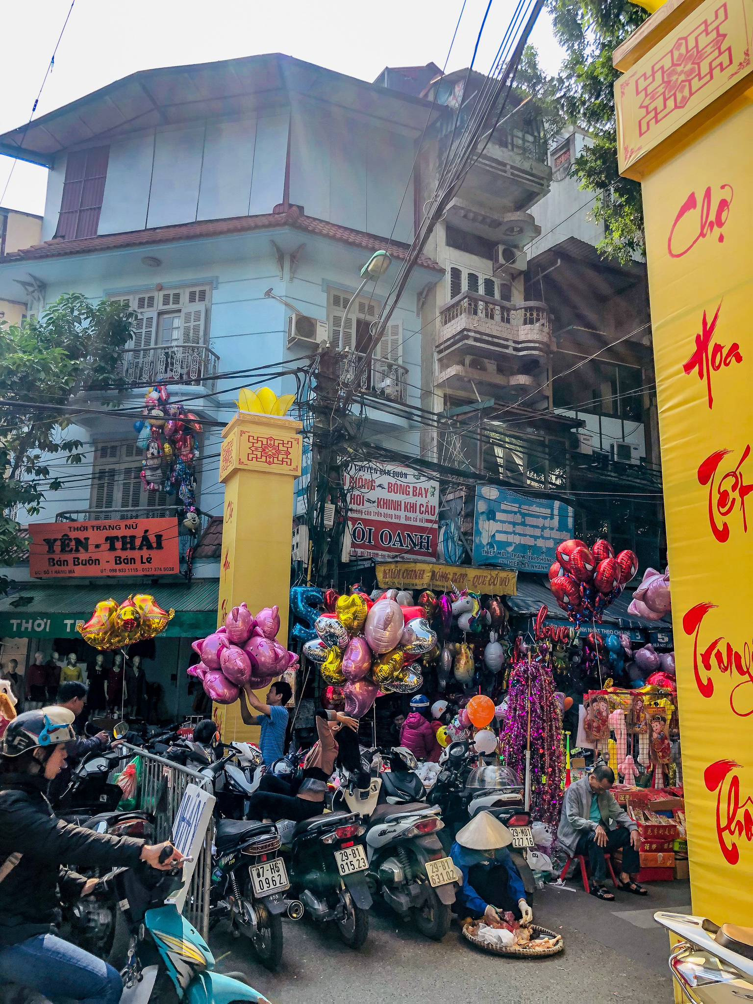 Hanoi, Must-do experiences, Authentic Vietnamese cuisine, Cultural immersion, 1540x2050 HD Phone