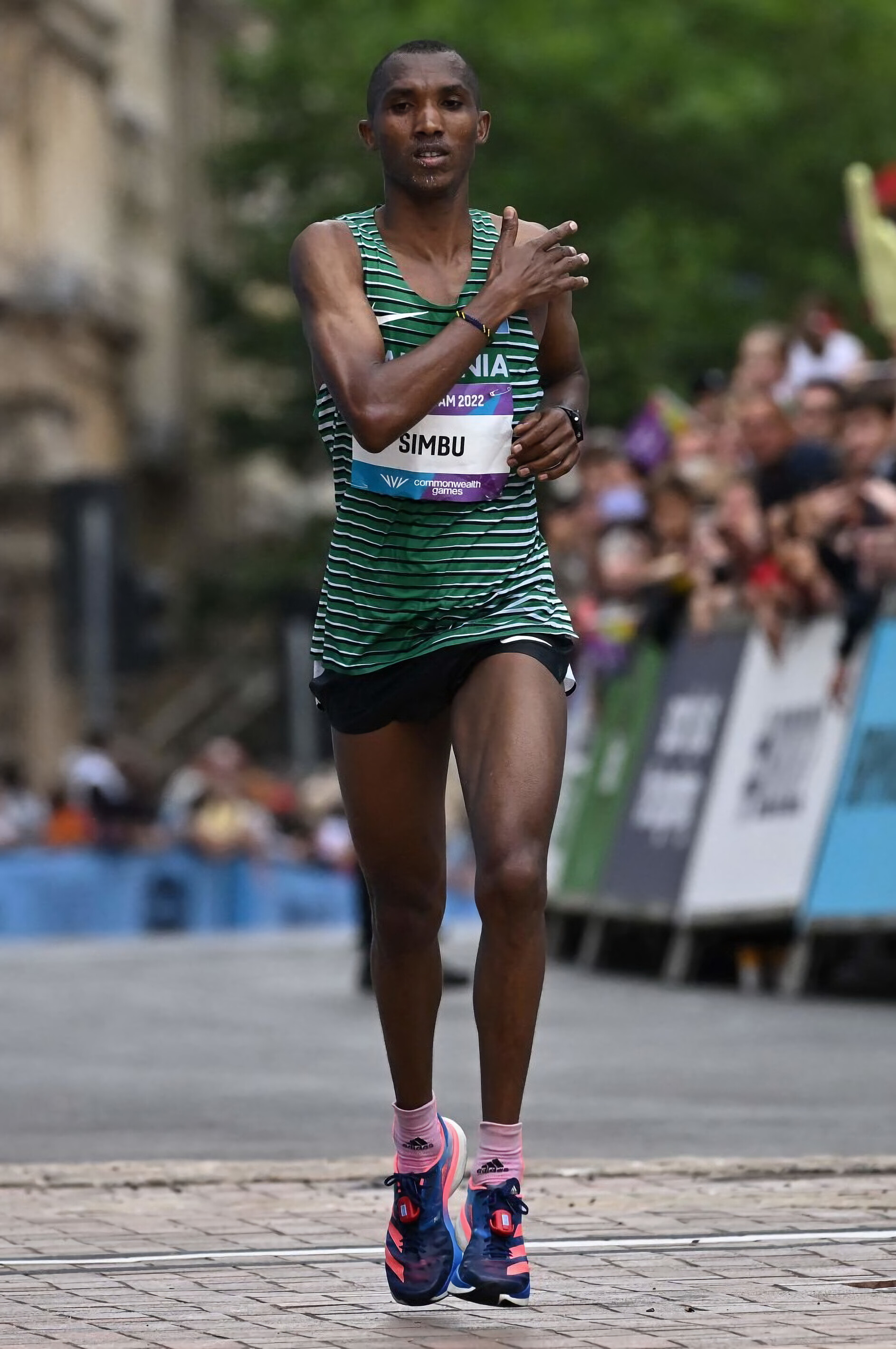 Alphonce Simbu, Running prodigy, Marathon medal contender, Unstoppable endurance, 1890x2840 HD Handy