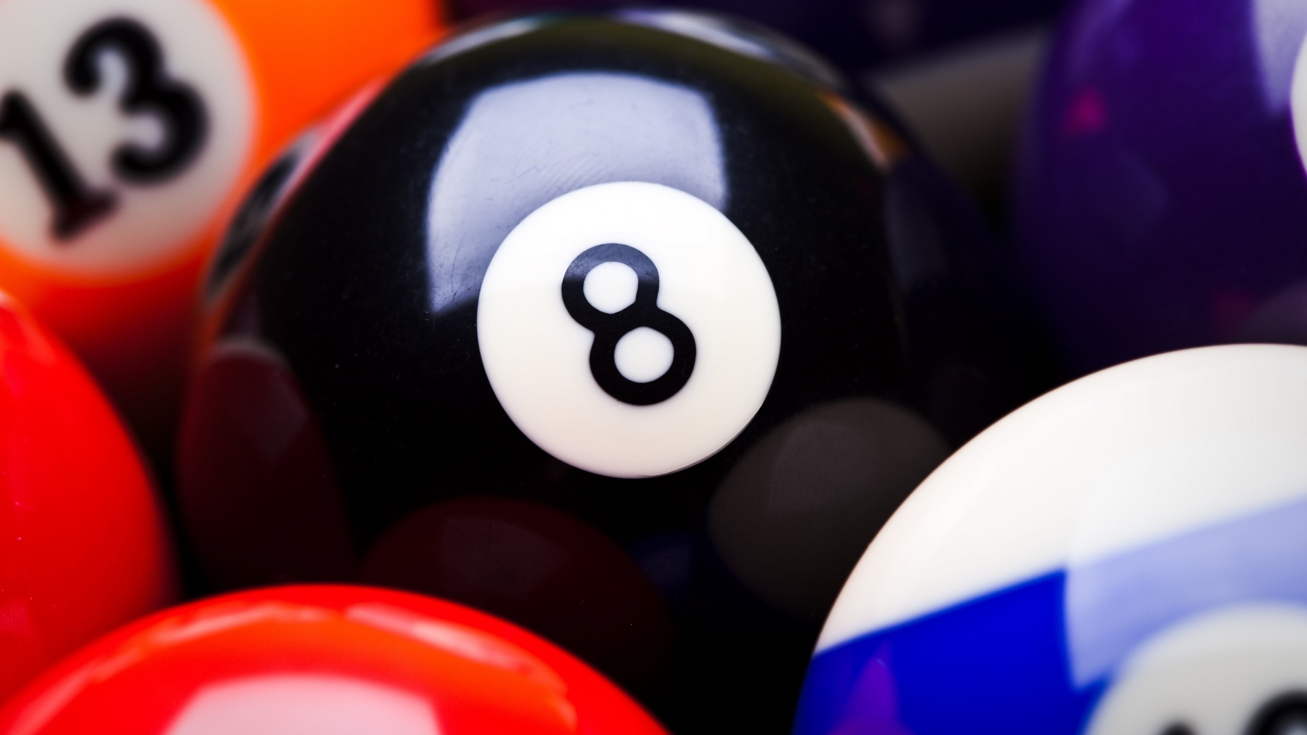 Cue Sports: The black 8 ball, An object ball in the classic eight-ball game. 2560x1440 HD Wallpaper.