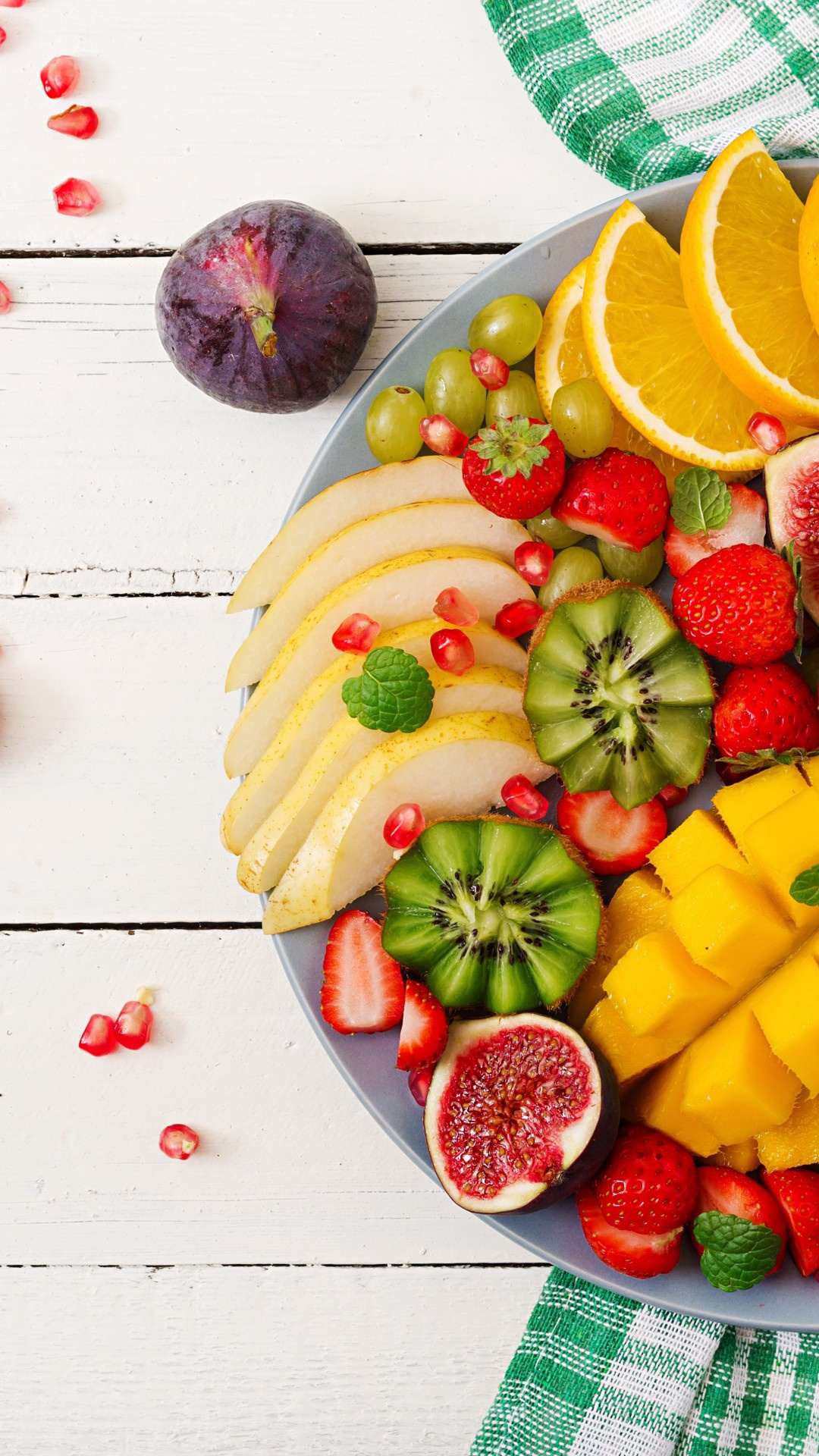 Fruit plate, Kiwi fig grape, Vibrant colors, Delicious combination, 1080x1920 Full HD Phone