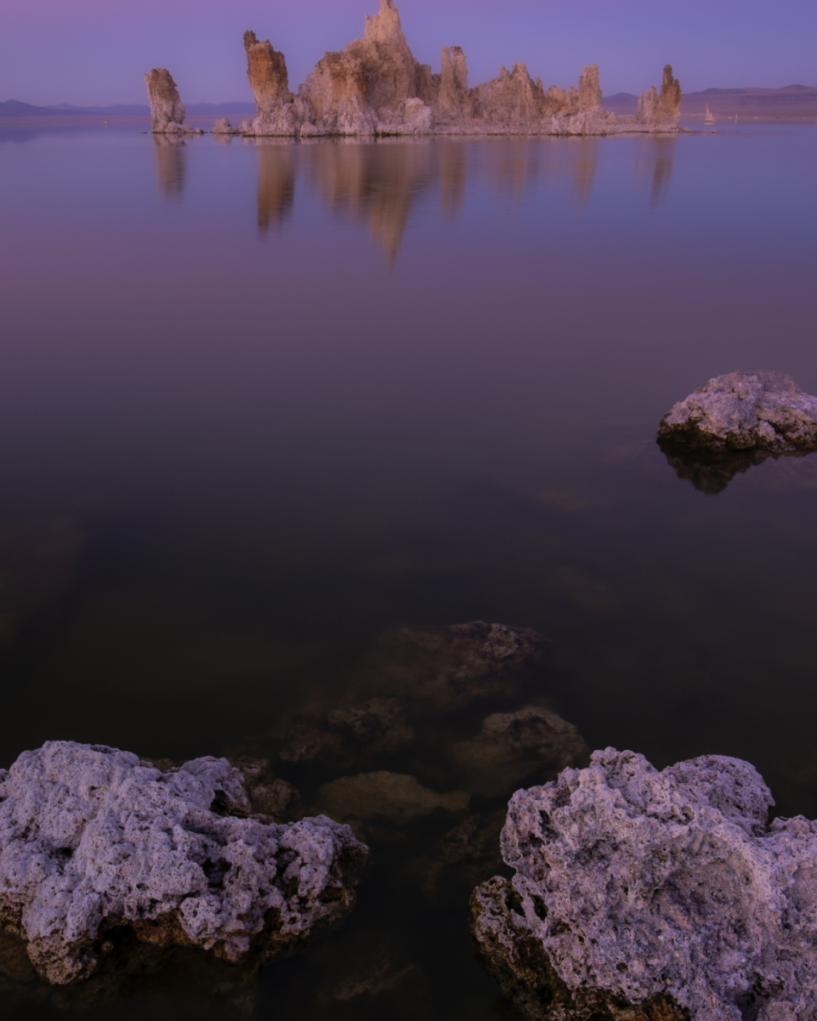 Mono Lake, Chengming, 1600x2000 HD Phone