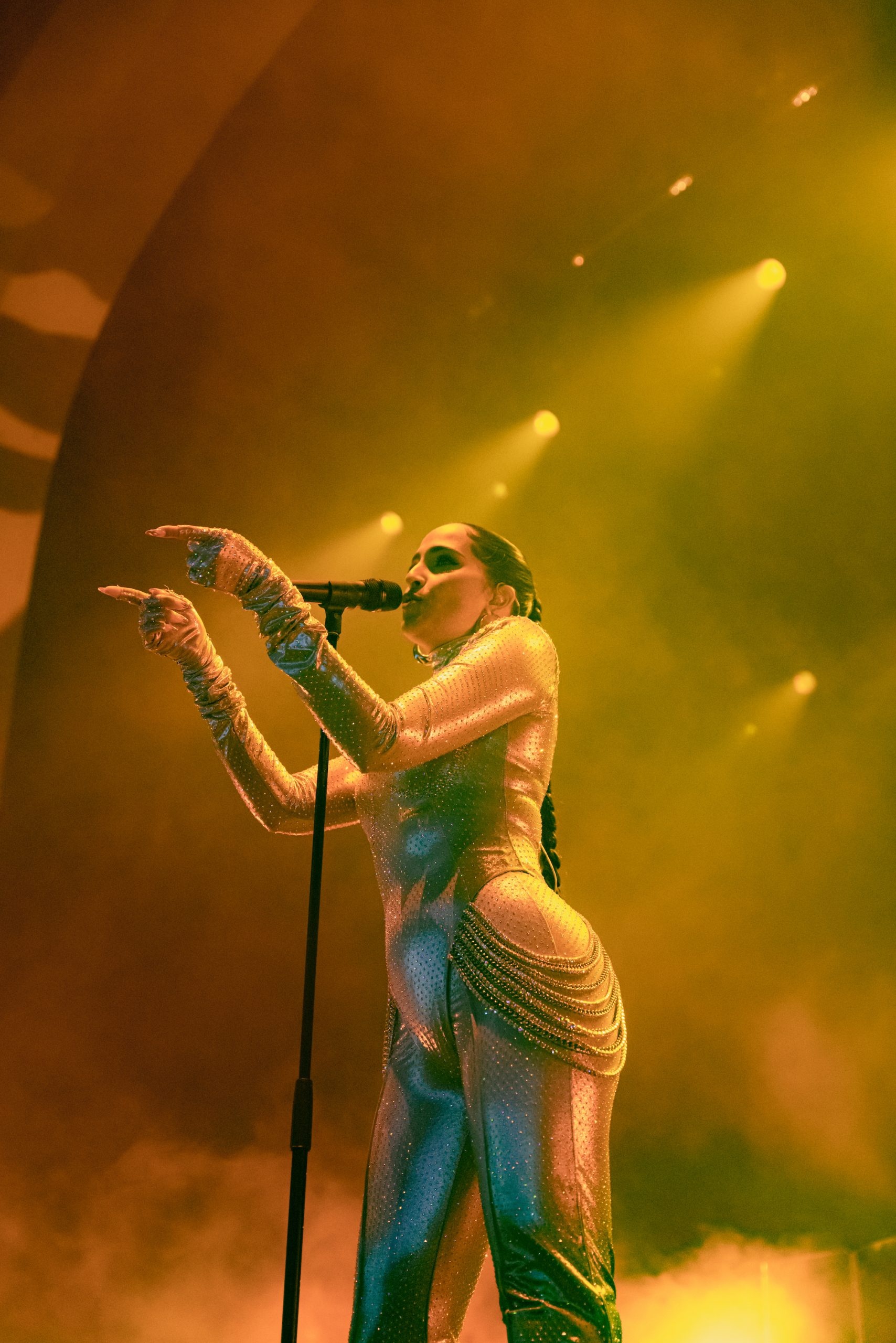 Snoh Aalegra Put On A Electric Show At The Brixton Academy 1710x2560
