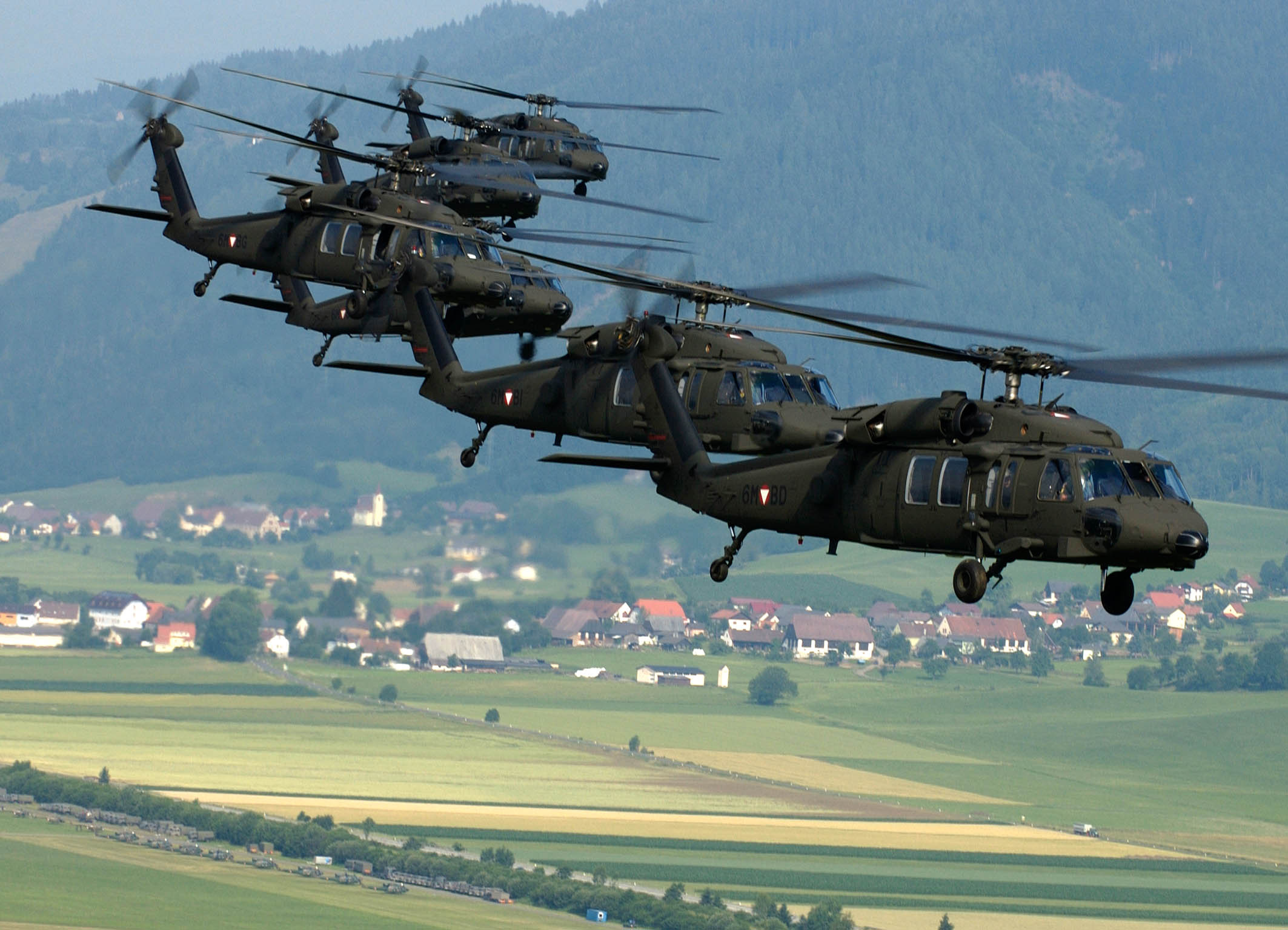 Sikorsky UH-60 Black Hawk, Aviation pictures, Helicopter, 2130x1540 HD Desktop