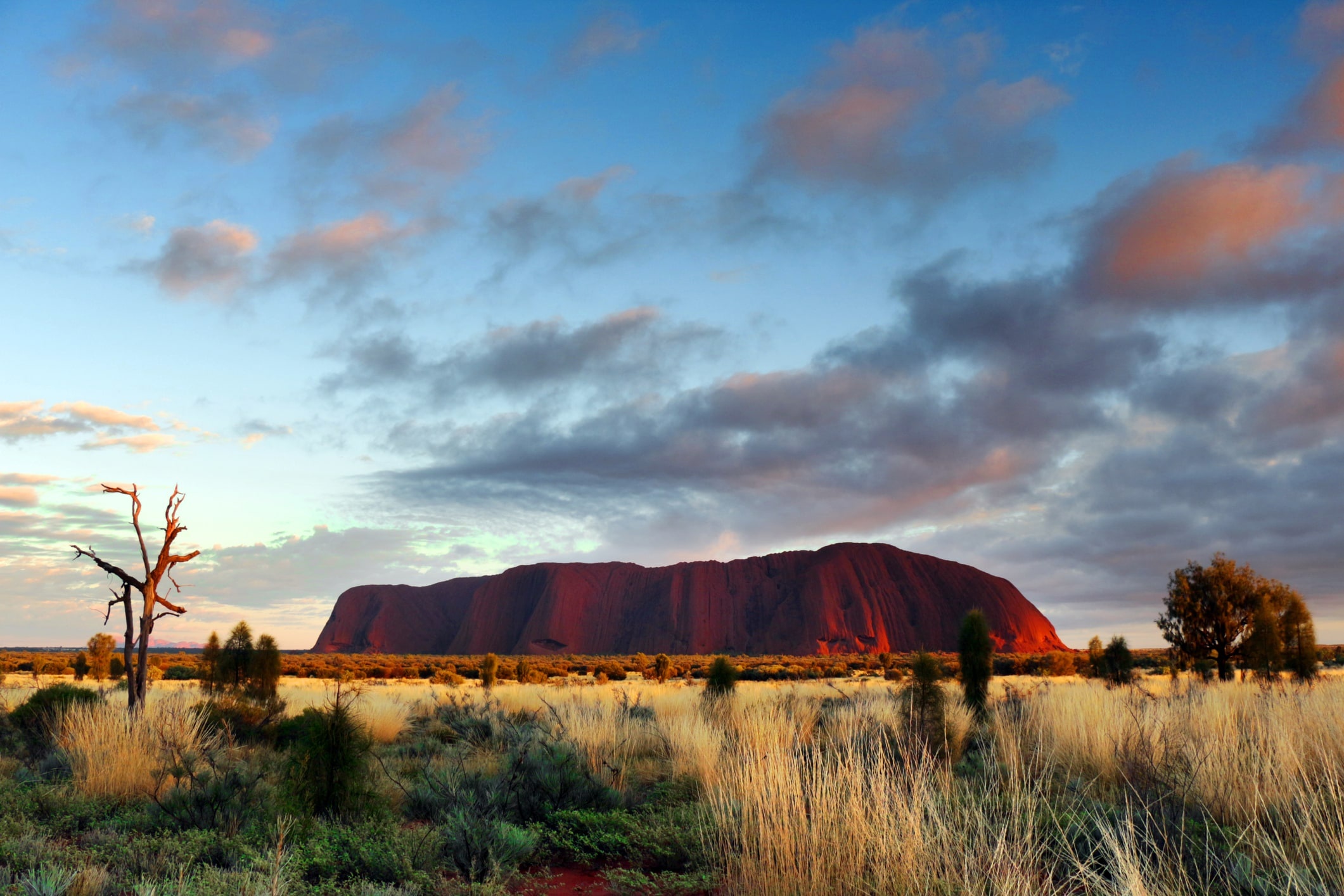 Uluru, Northern Territory, Surreal Australian landscapes, Must see, 2130x1420 HD Desktop
