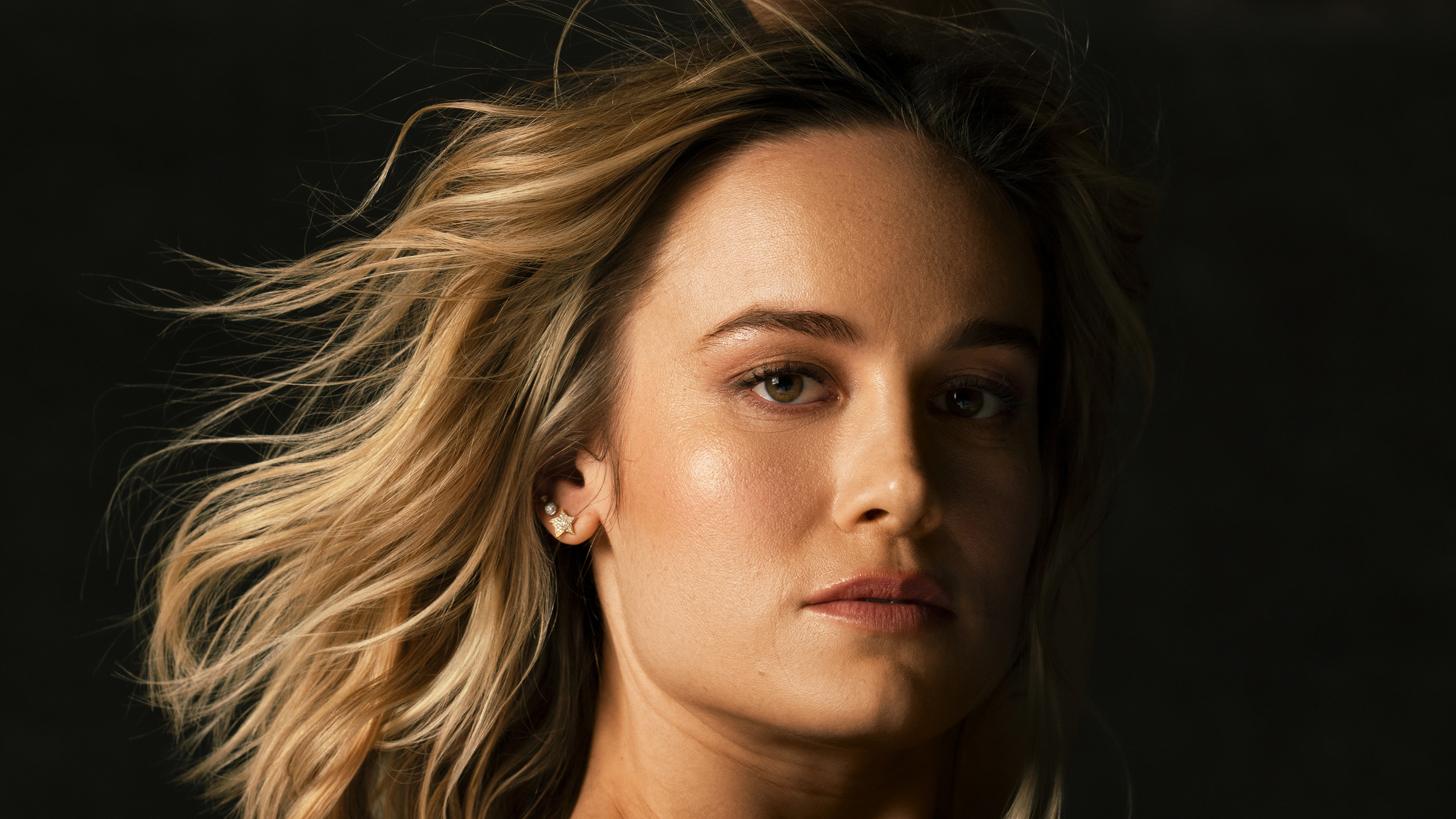Brie Larson Movies, The Hollywood Reporter, Magazine shoot, Celeb wallpapers, 2500x1410 HD Desktop