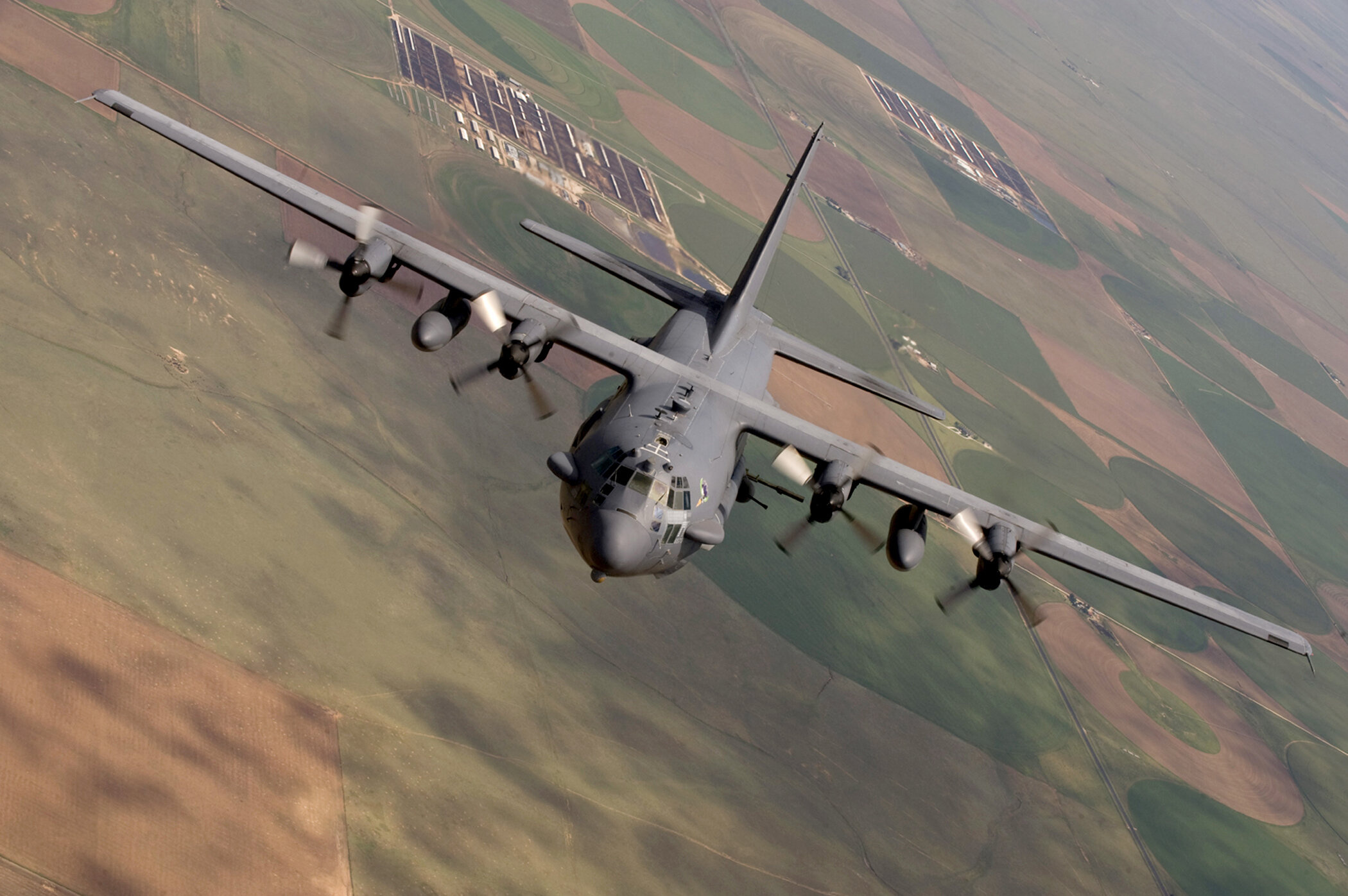 Lockheed AC-130, Ultimate combat aircraft, Military medals, Armed forces, 2100x1400 HD Desktop