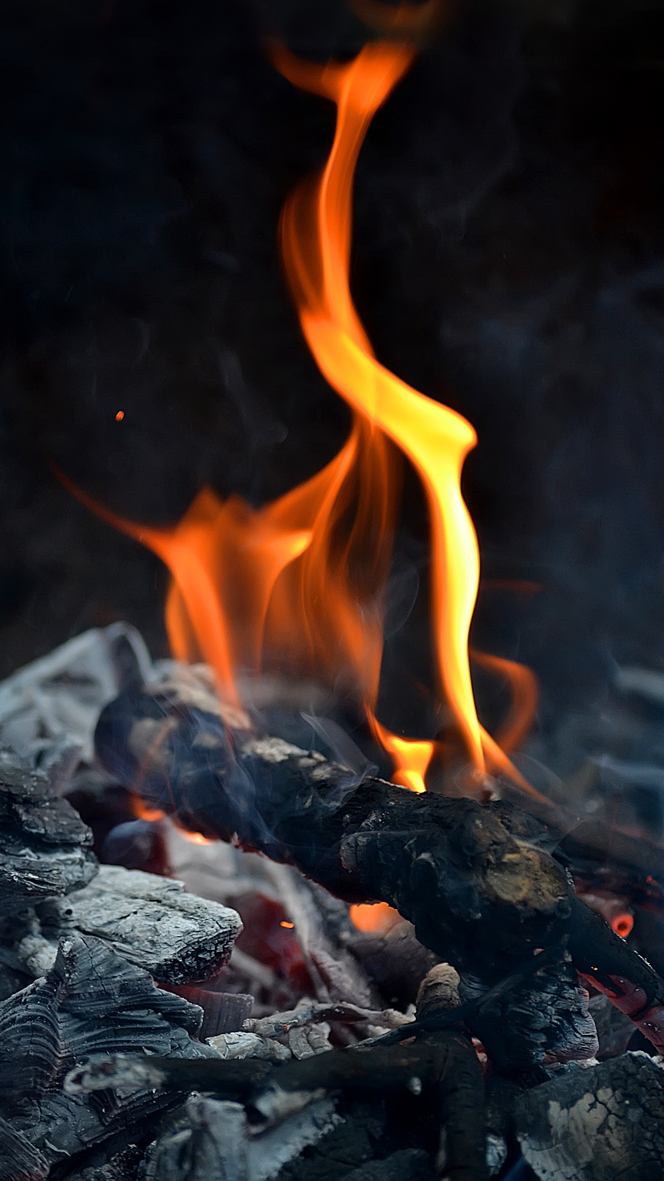 Wood fire, Fiery smoke, Detailed close-up, Natural beauty, Warm and rustic, 2160x3840 4K Handy
