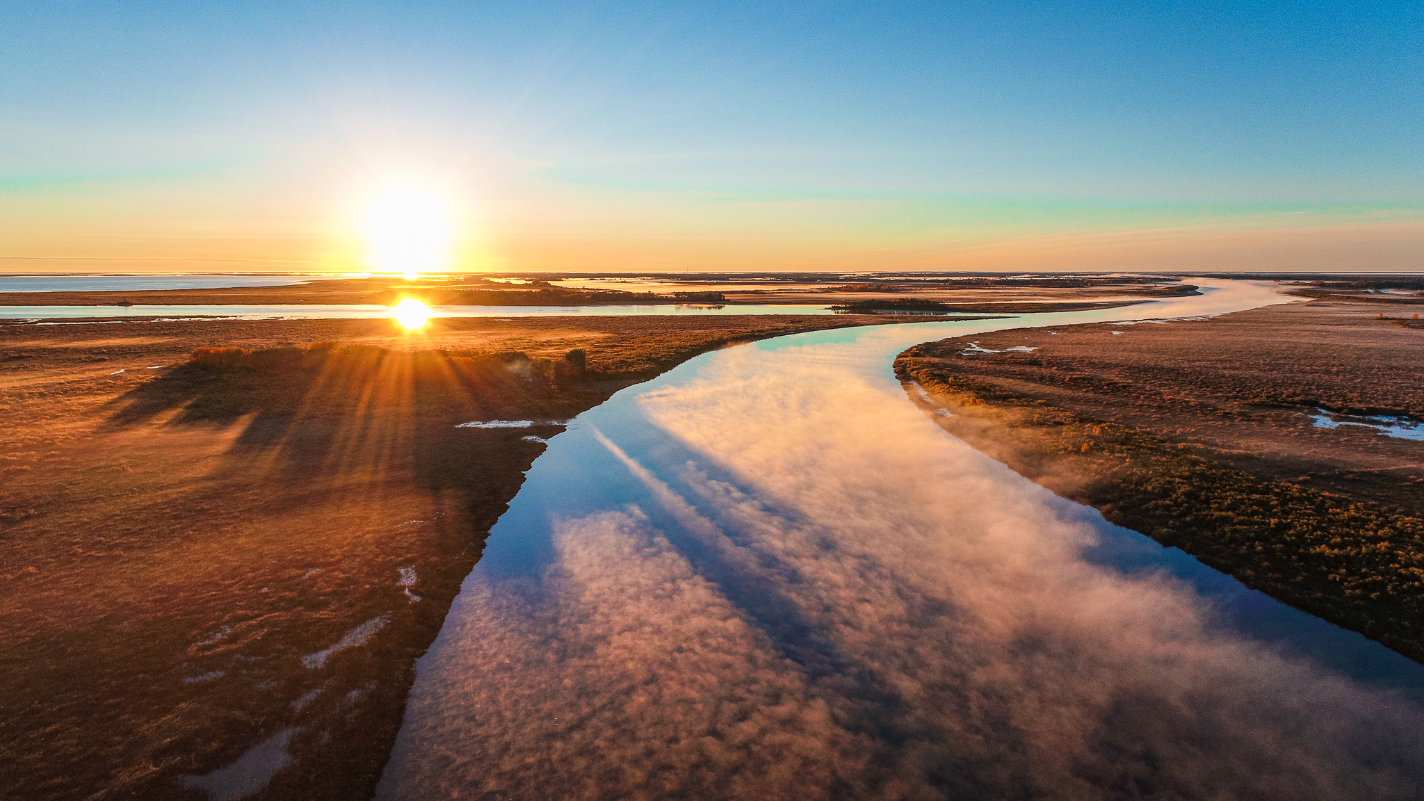 Saskatchewan River, Saskatchewan river basin, Environmental conservation, Natural wonders, 2050x1160 HD Desktop