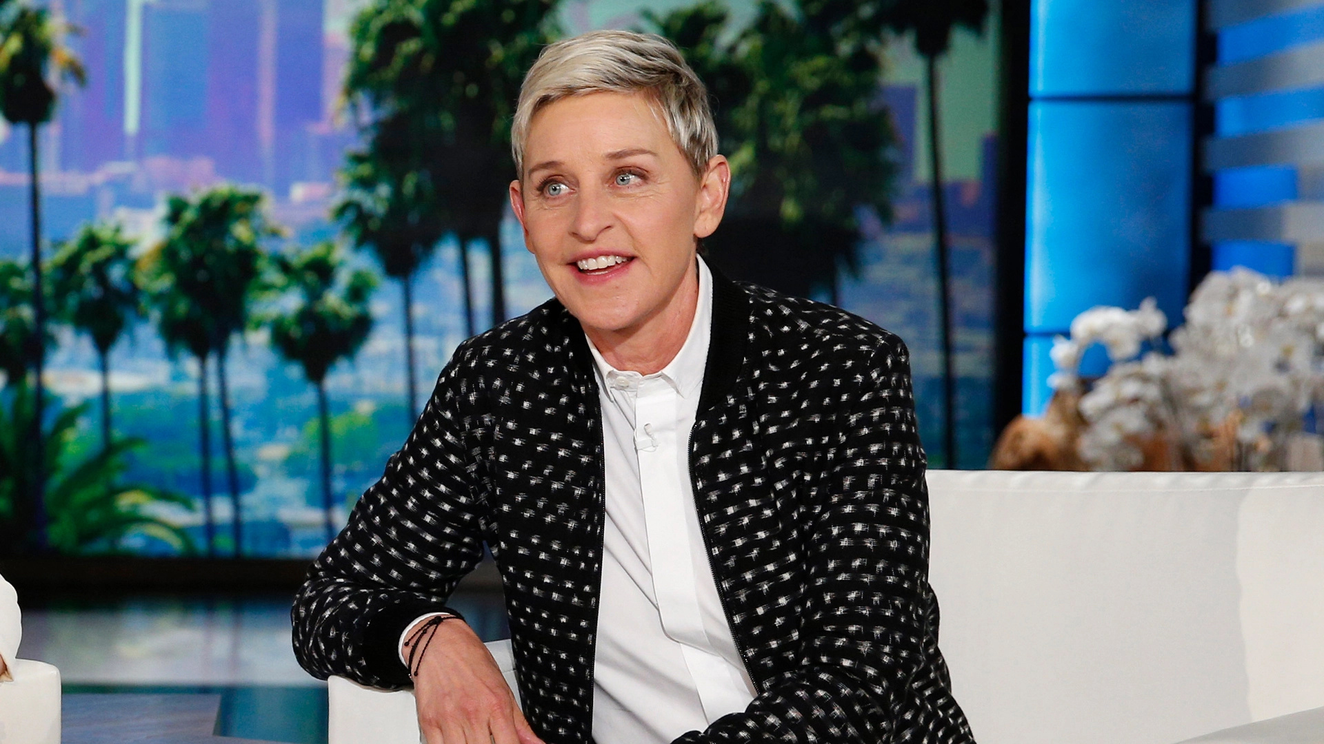 Ellen DeGeneres: The recipient of a Peabody Award and two People's Choice Awards for Favorite Daytime Talk Show Host and Favorite Funny Female Star. 1920x1080 Full HD Background.