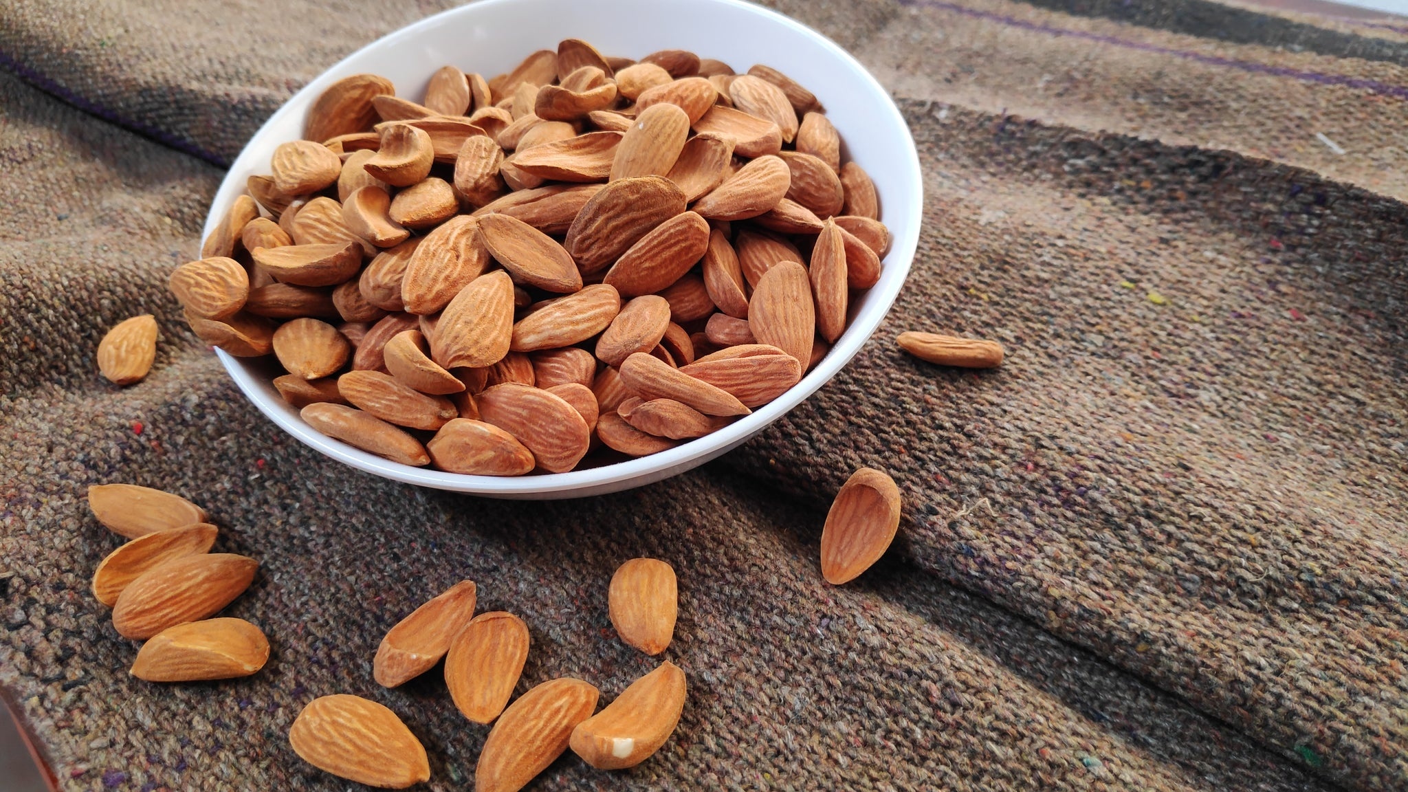 Almonds: Nuts, One of the richest in nutrients and beneficial components. 2050x1160 HD Background.