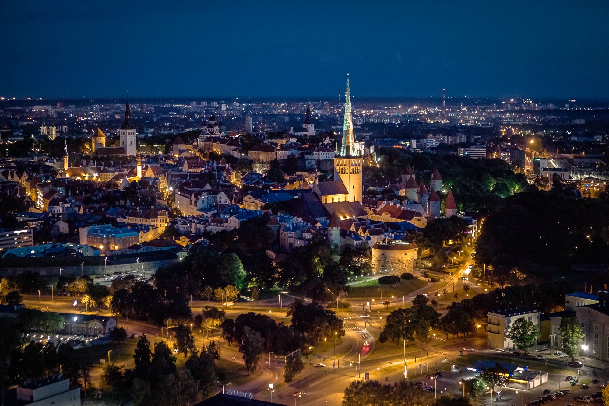 Tallinn city, Estonia, Nightlife and clubs, City guide, 2000x1340 HD Desktop