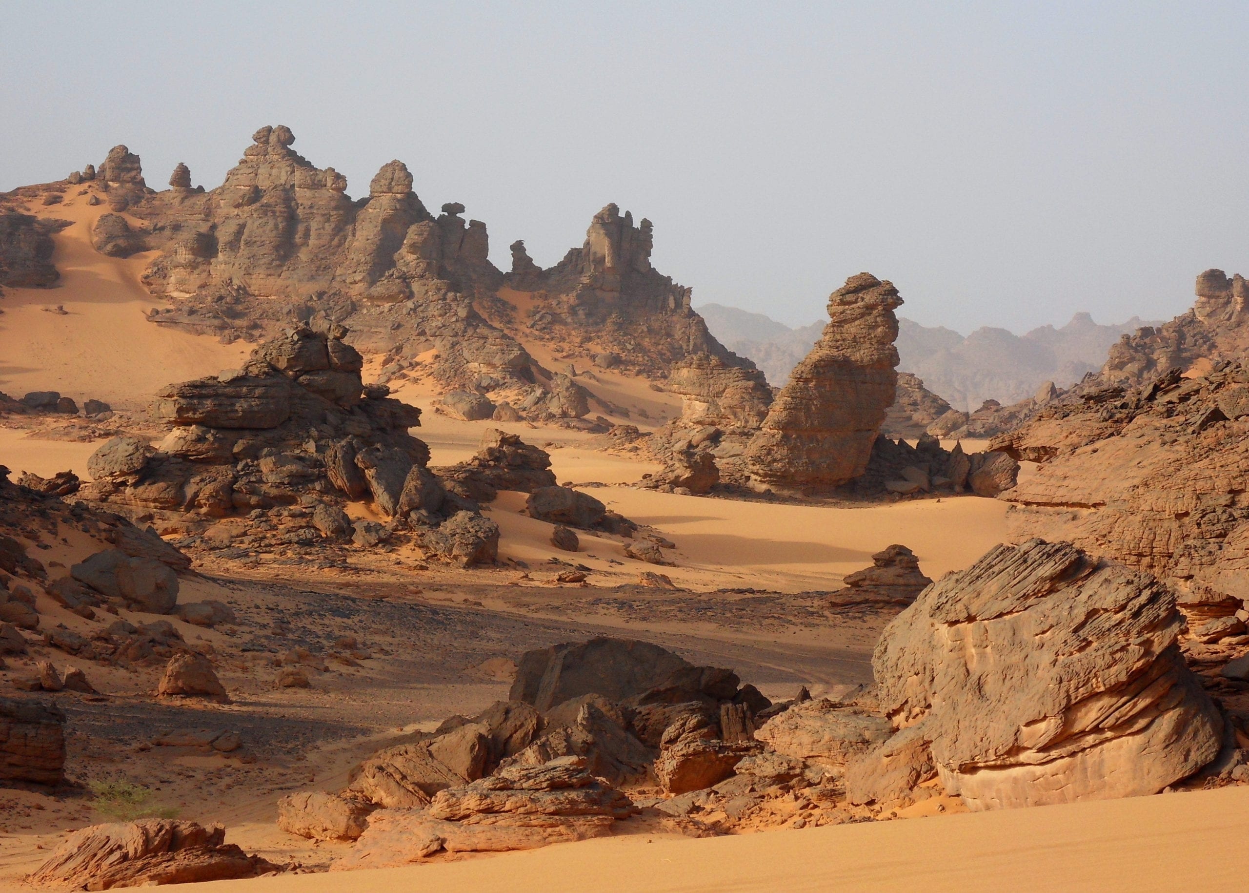 Chad, Travels, Remote deserts, Secret safaris, 2560x1830 HD Desktop