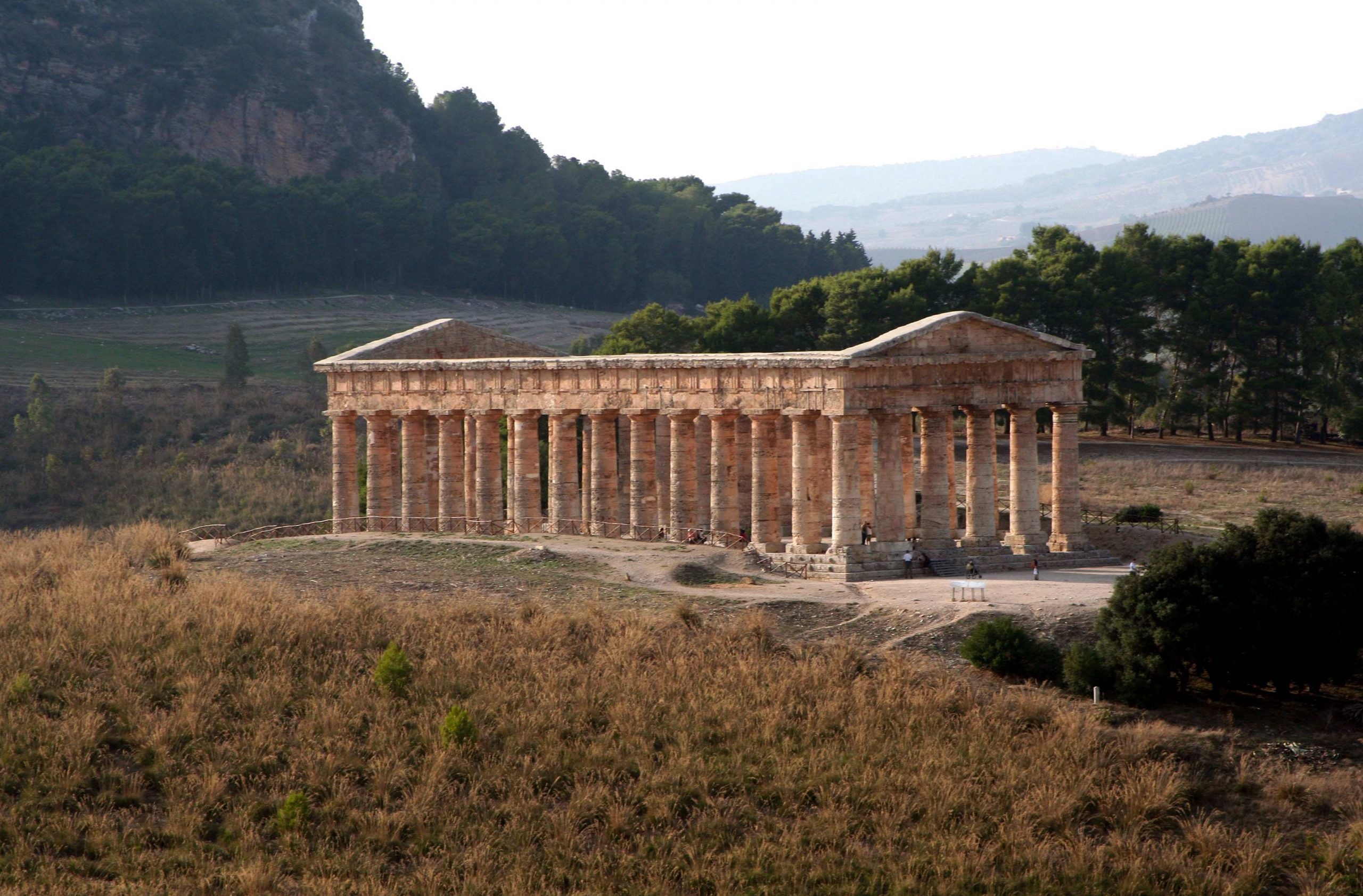 Sicily travel adventure, Saro Di Bartolo's journey, Captivating landscapes, Rich cultural heritage, 2560x1690 HD Desktop