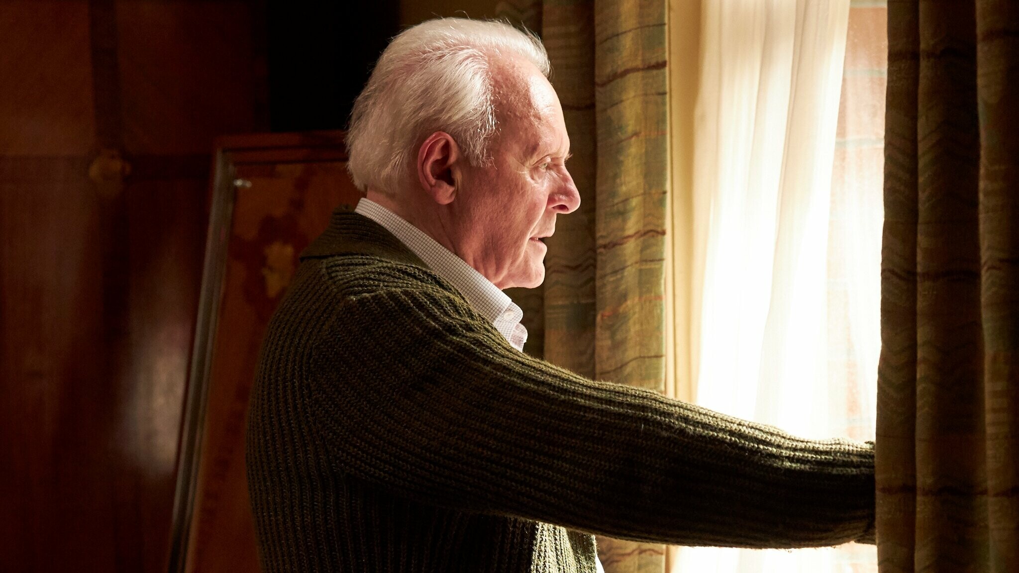 The Father (Movie): The film follows an octogenarian Welsh man living with dementia. 2050x1160 HD Background.