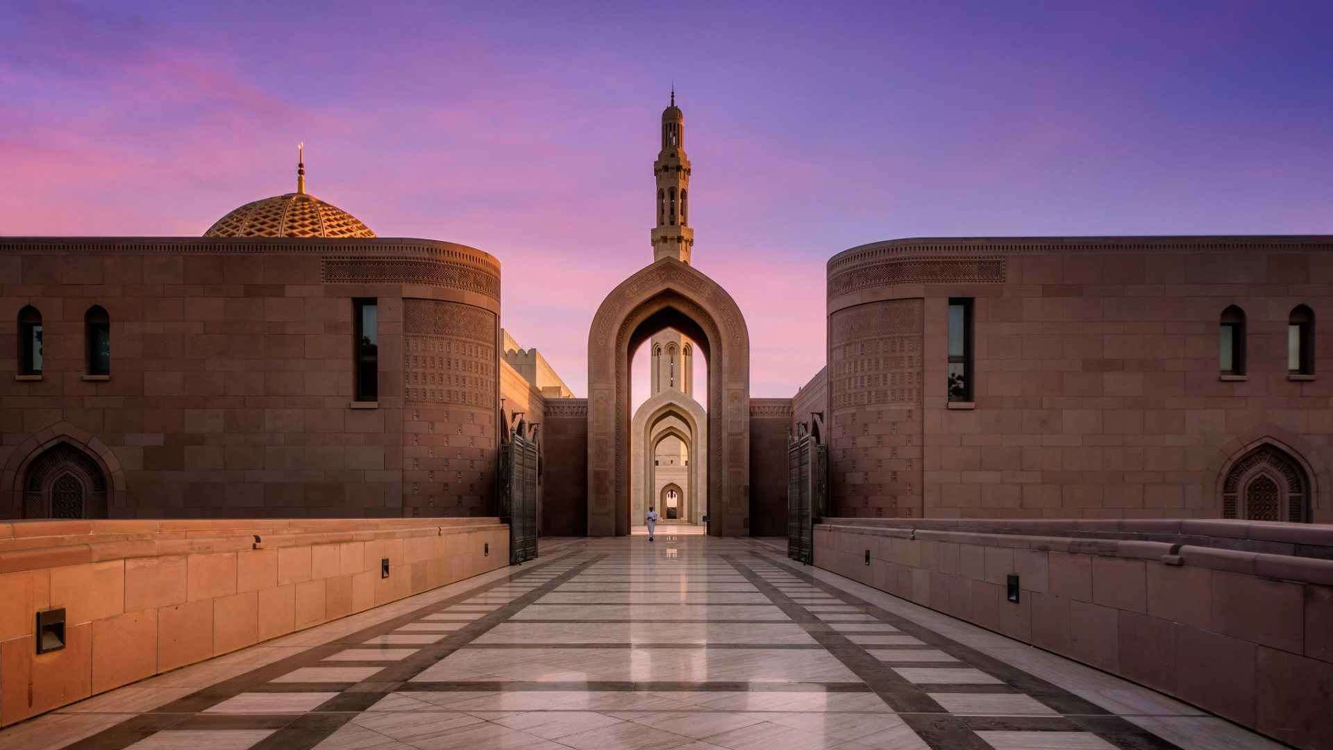 Oman: Sultan Qaboos Grand Mosque, The Musandam Peninsula. 1920x1080 Full HD Wallpaper.