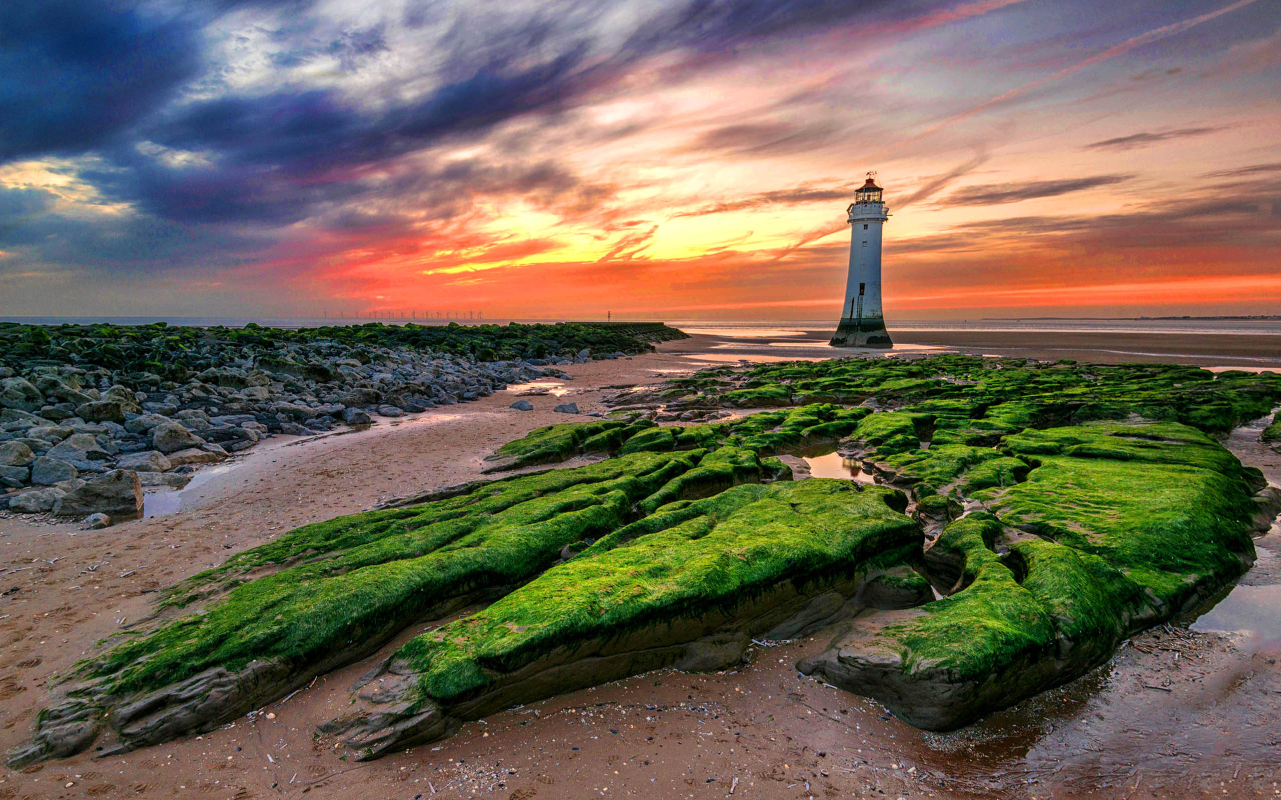 Goldener Sonnenuntergang am New Brighton Lighthouse, 2560x1600 HD Desktop