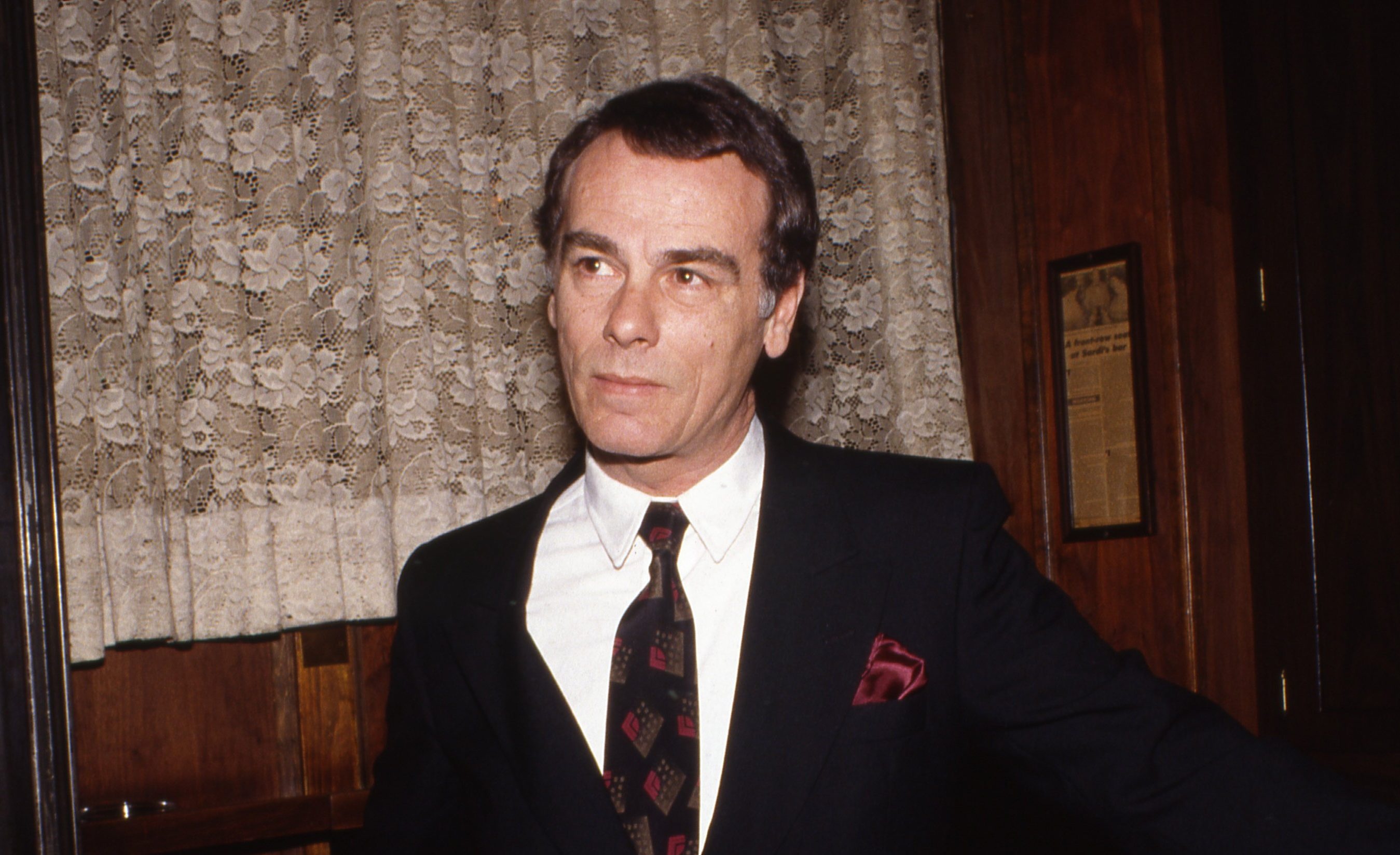 Dean Stockwell: The Oscar-nominated character actor, New York Film Critics Awards, 1989, New York City. 2700x1650 HD Wallpaper.