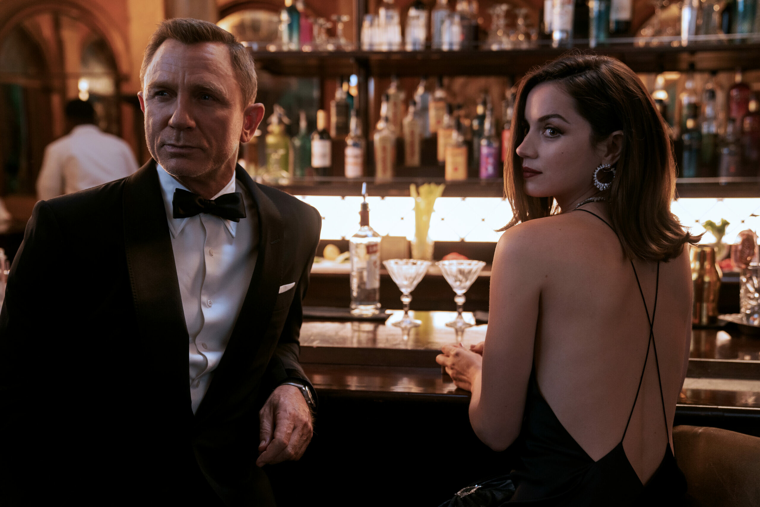 No Time to Die: The film entered production under the working title of Bond 25. 2560x1710 HD Wallpaper.
