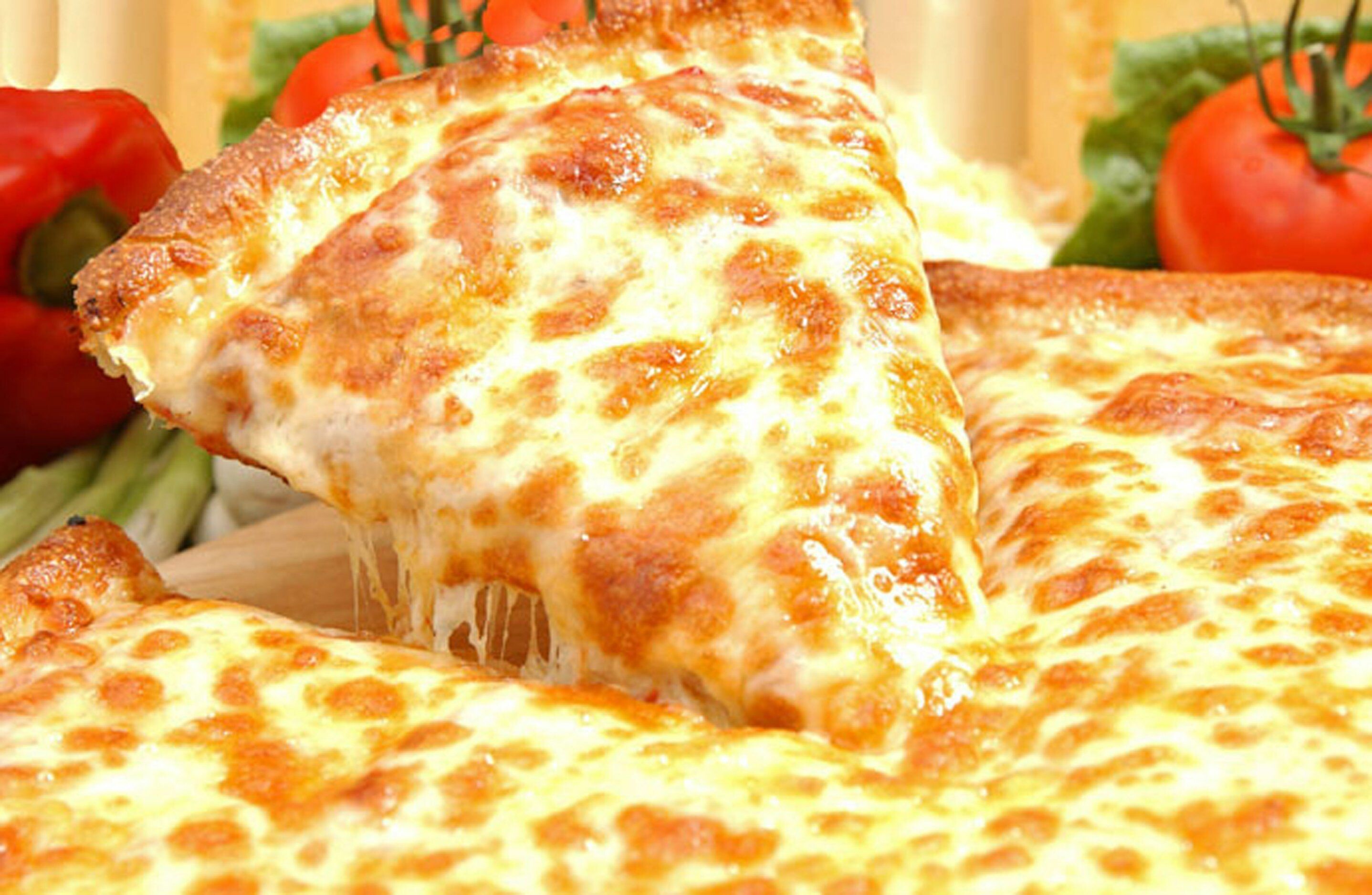 Pizza: Italian cuisine, Cheese, Mozzarella. 2880x1880 HD Background.