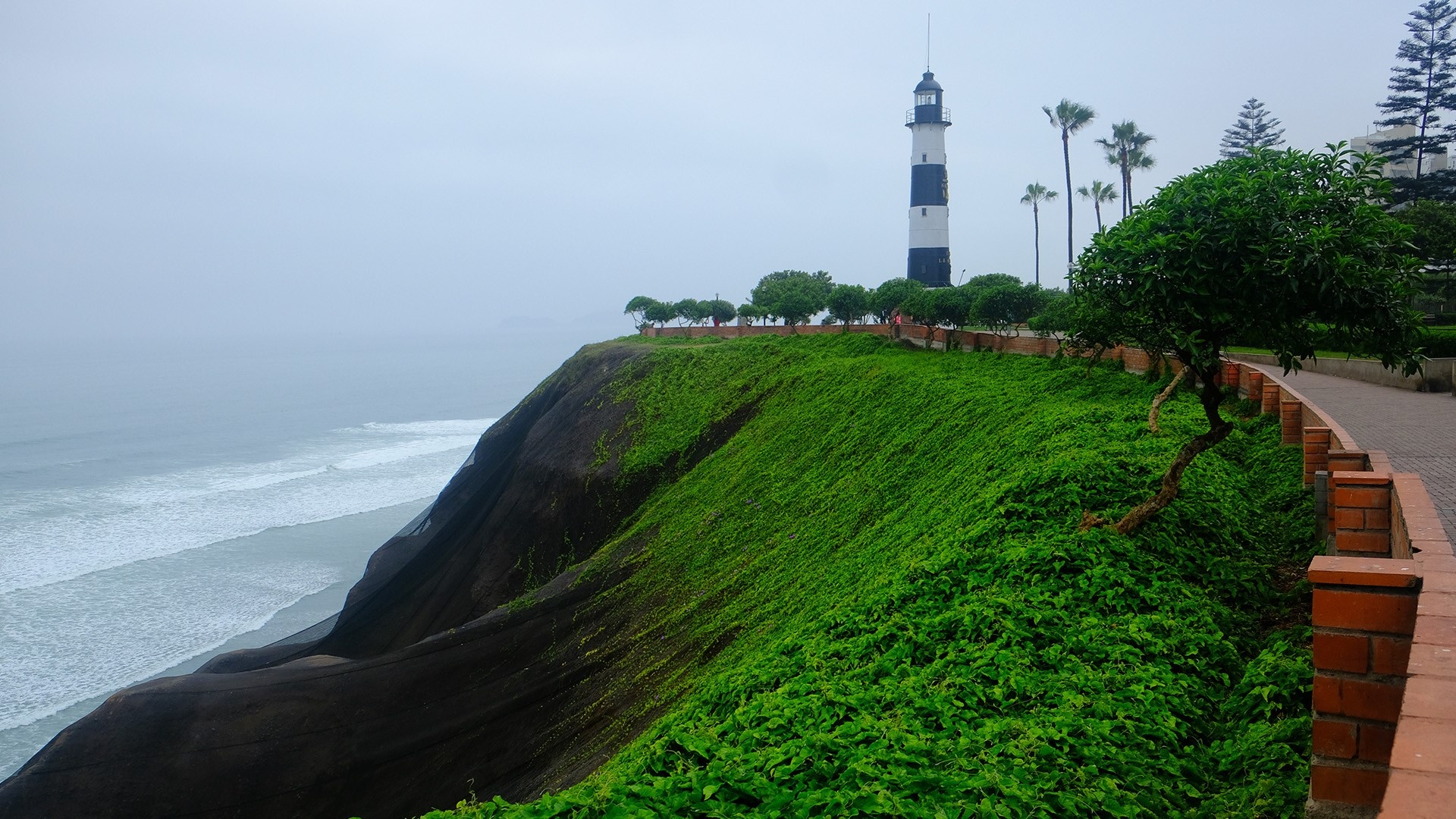 Lima, Peru, Lighthouse on the coast, 1920x1080 Full HD Desktop