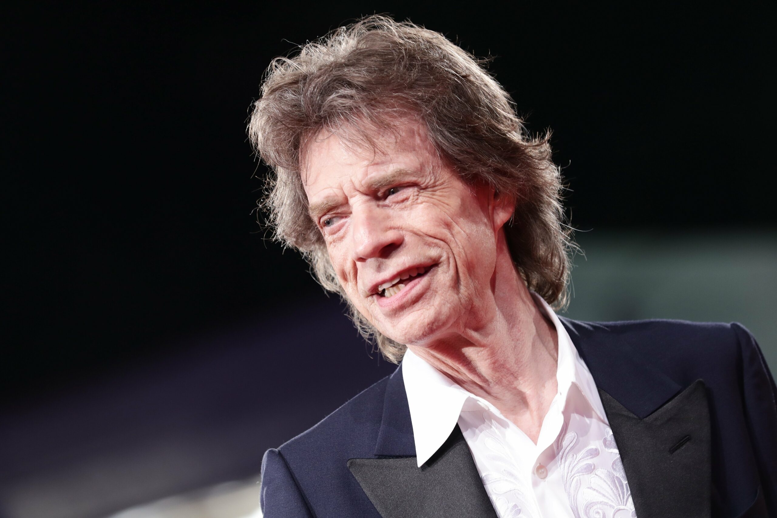 Mick Jagger, Net worth, Wealthy musician, Financial success, 2560x1710 HD Desktop