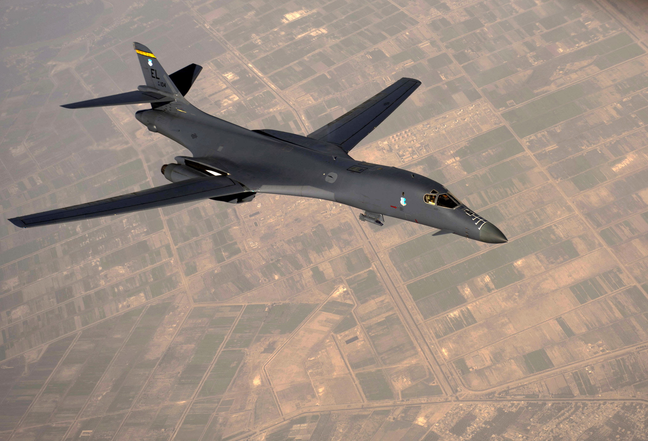 B-1 Bombers, ISIS conflict, US military strategy, 2100x1430 HD Desktop